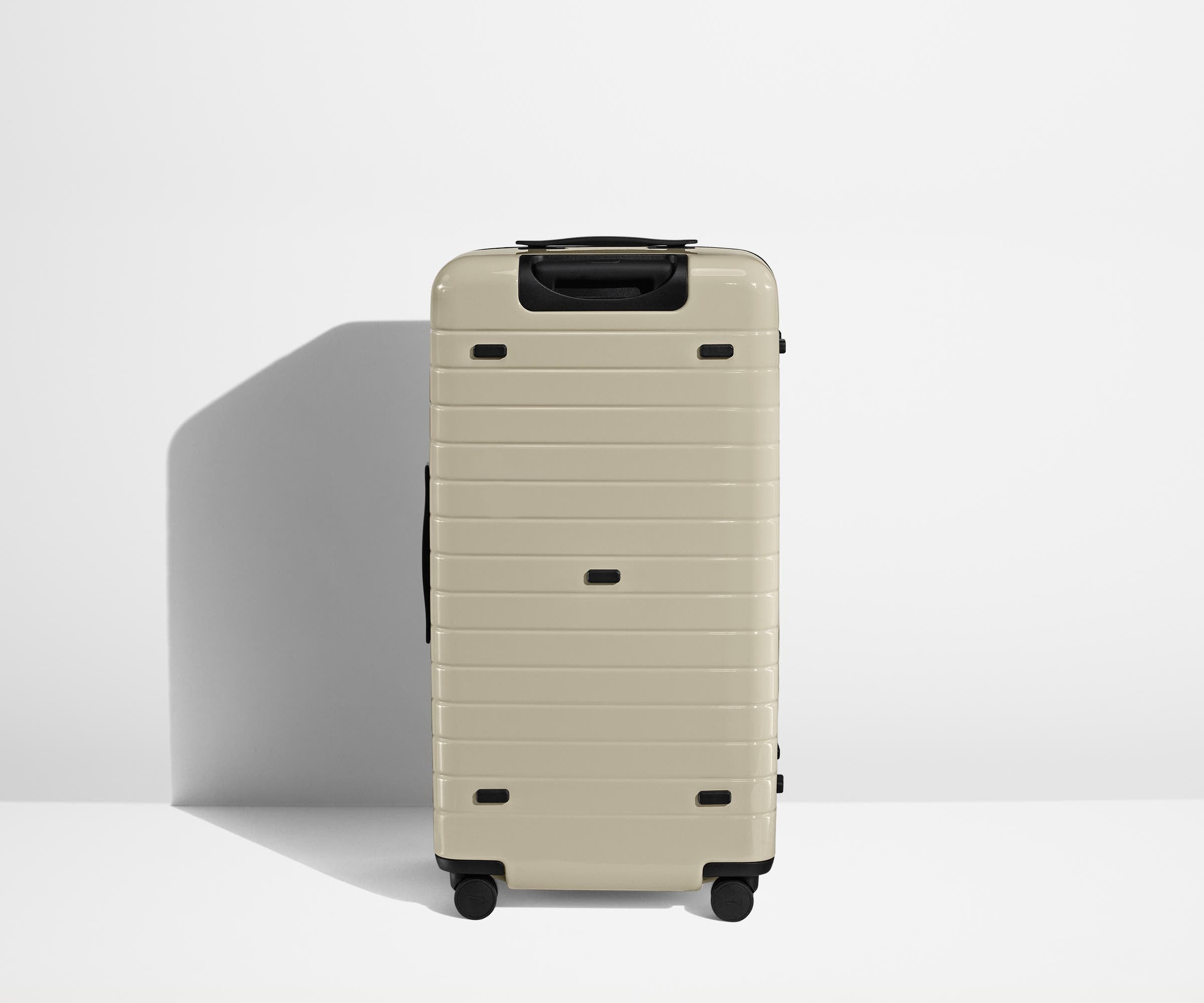 away-trunk-valise-soute-blanche-salt-white-gloss image 6