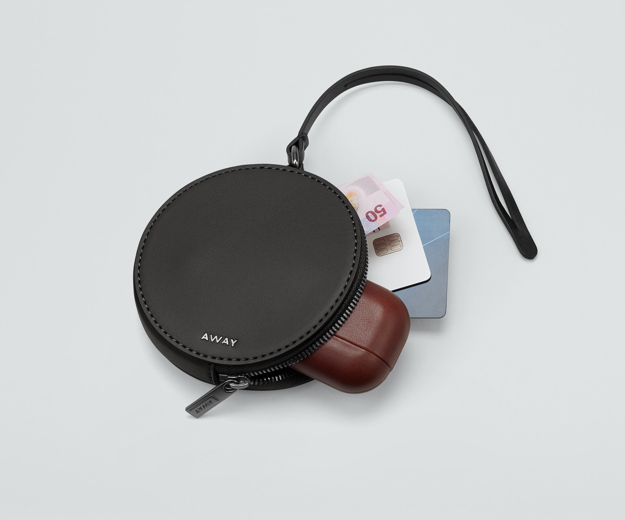 away-circle-zip-pouch-pochette-cuir-noir-jet-black image 2