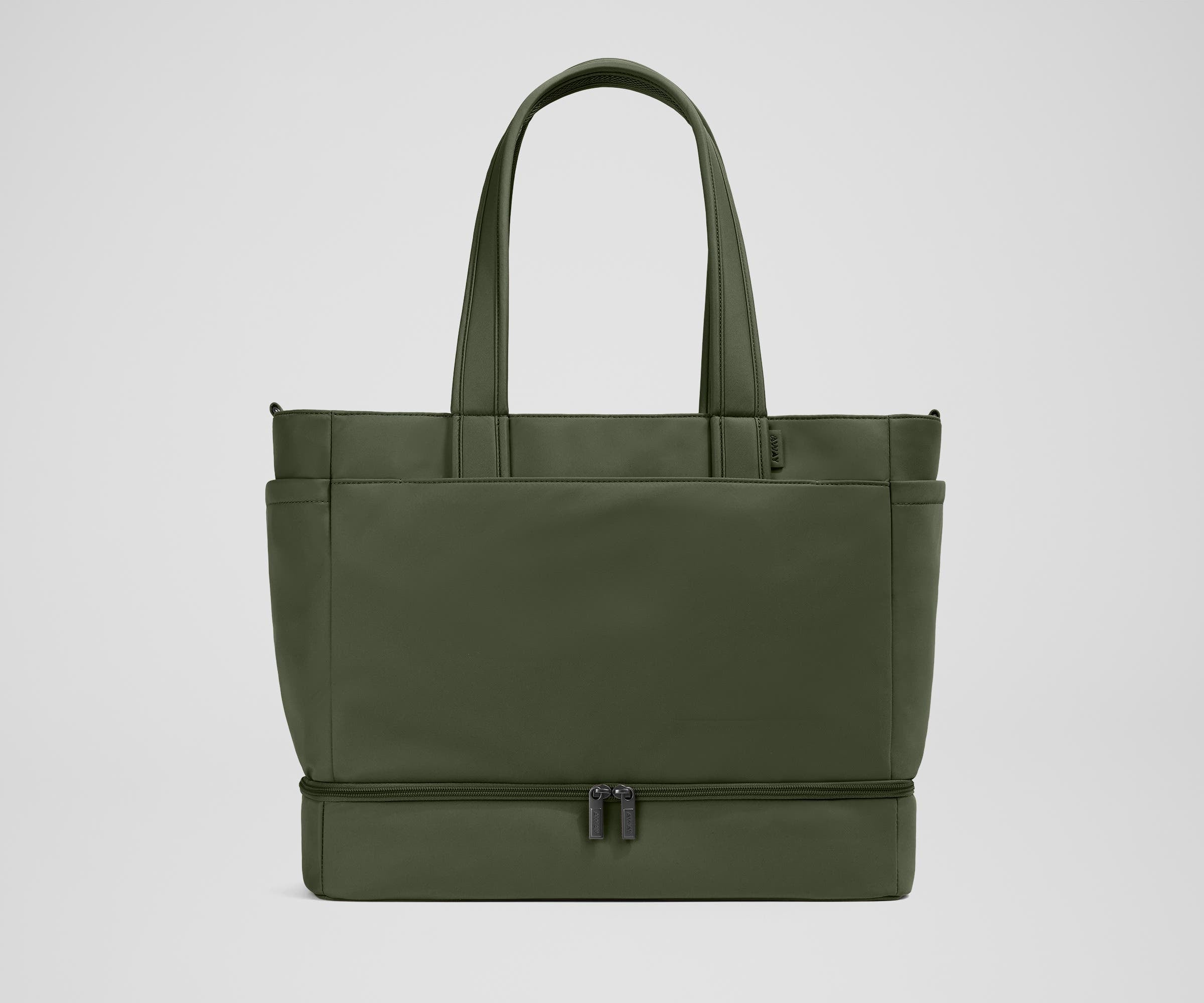away-double-diaper-tote-sac-langer-olive-green-familial image 1