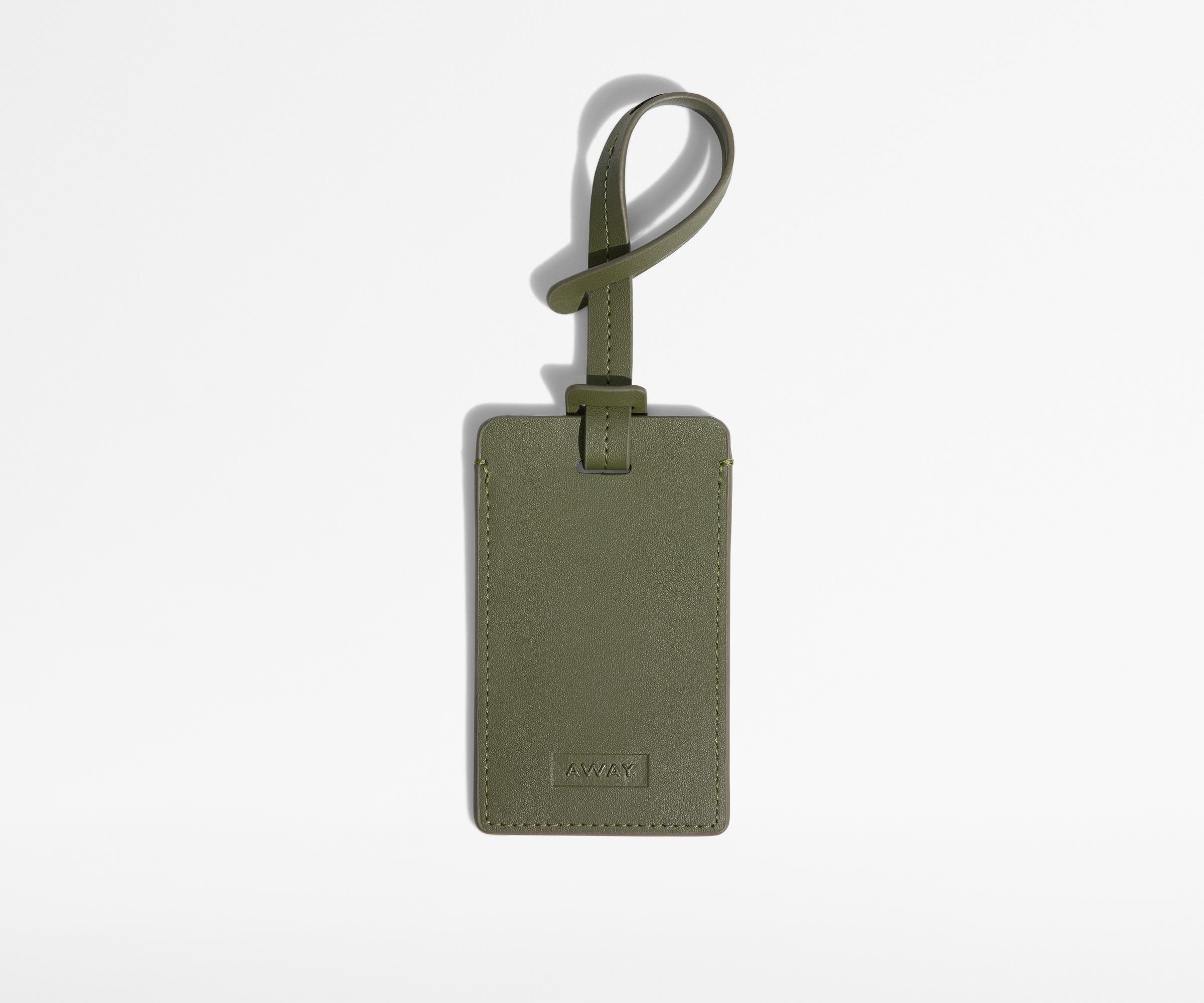 away-match-day-tiquette-bagage-cuir-mexico image 2