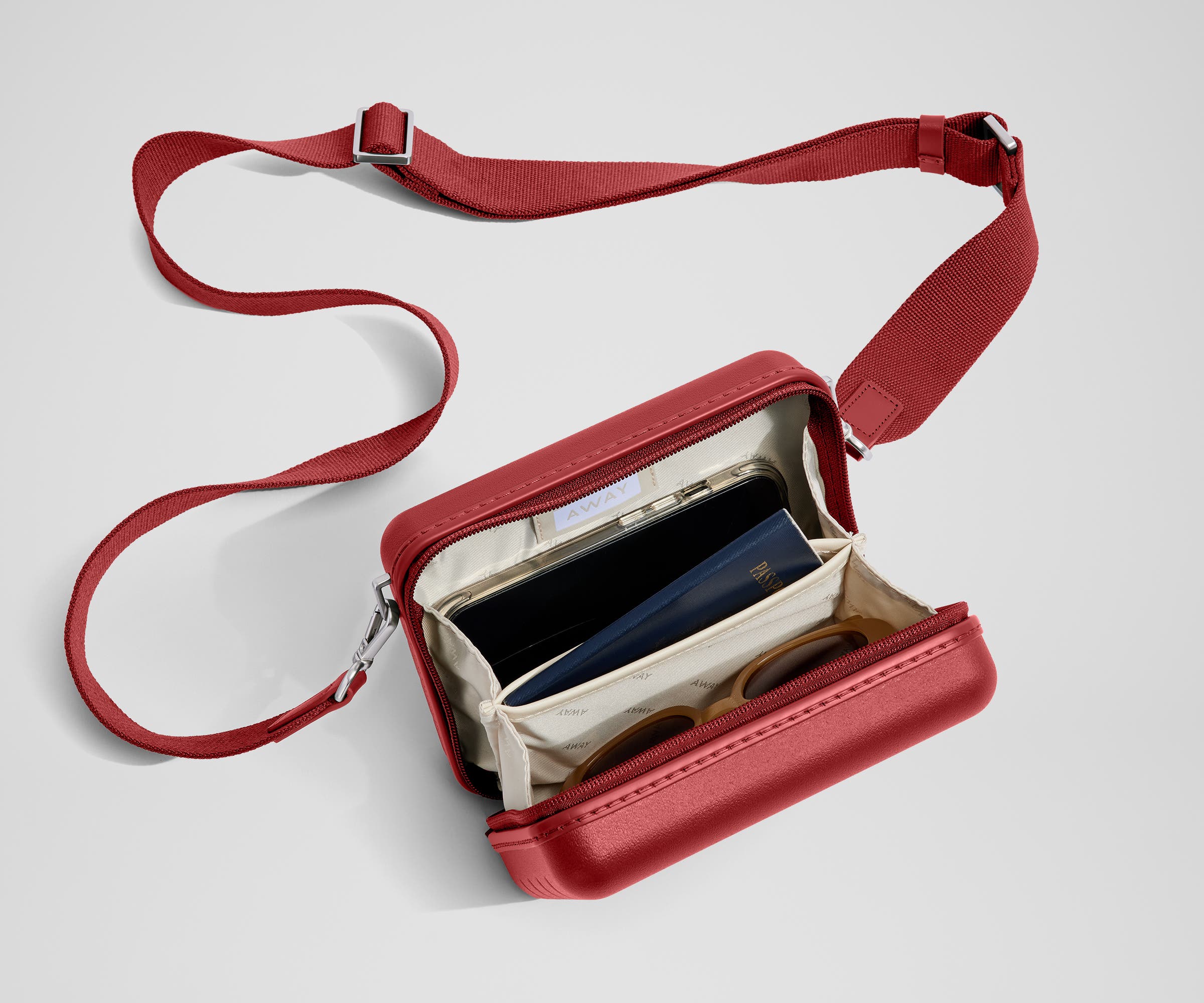 away-mini-crossbody-sac-bandouli-re-tango-red-rigide image 4