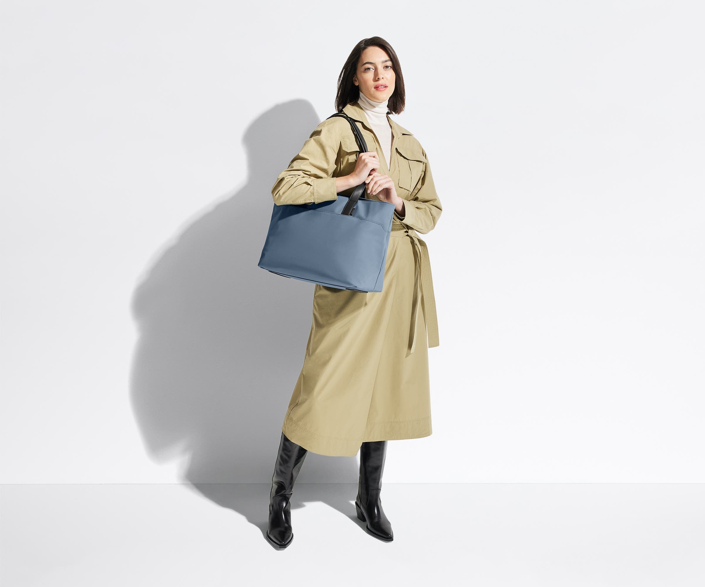 away-everywhere-tote-cabas-rose-ordinateur-16 image 5