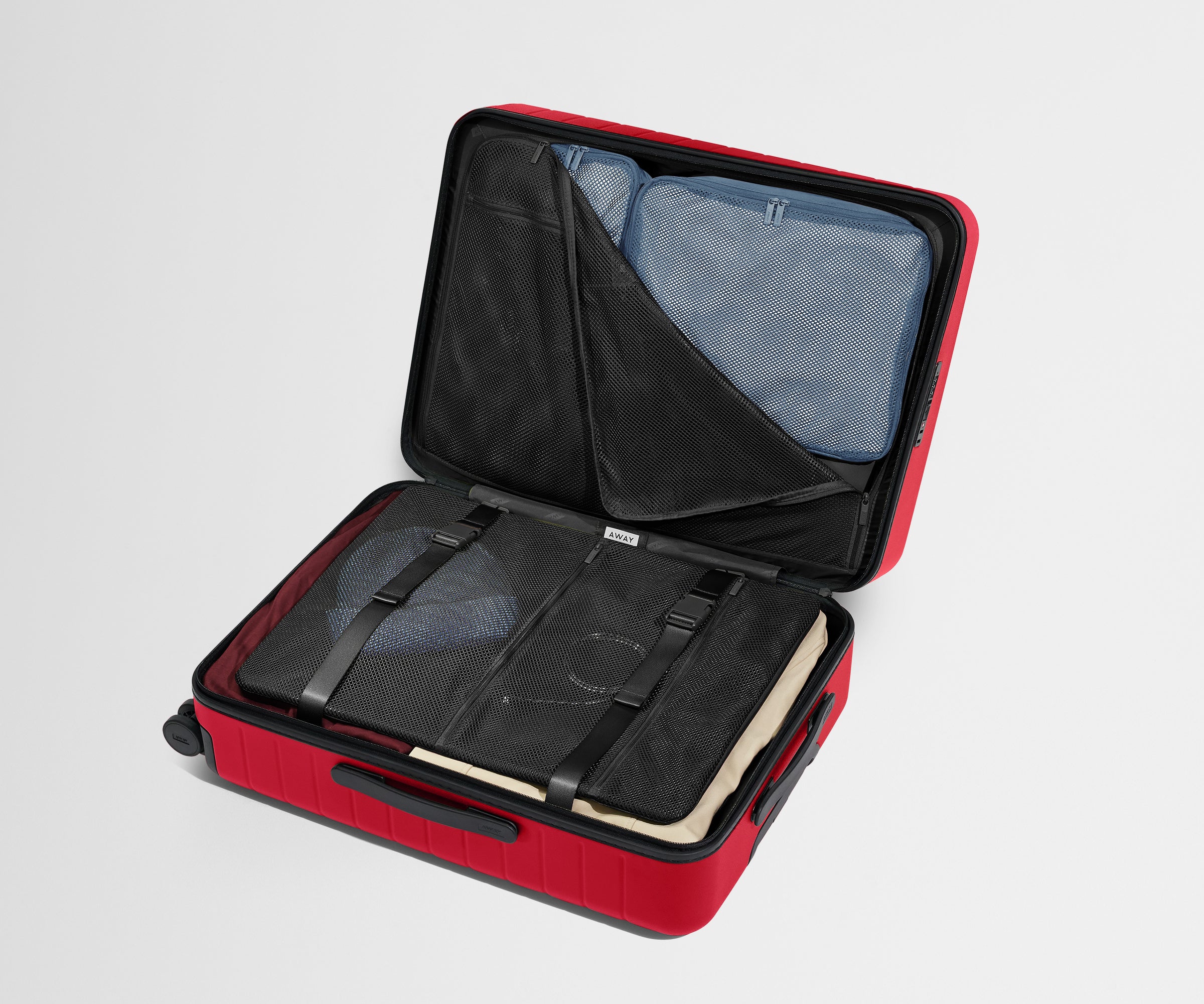 away-medium-valise-soute-cherry-red-1-2-semaines image 4