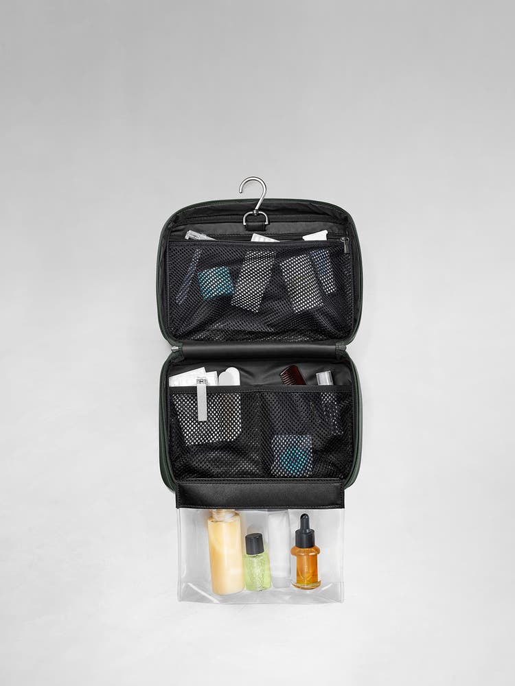 away-hanging-toiletry-bag-trousse-toilette-green-suspendue image 8
