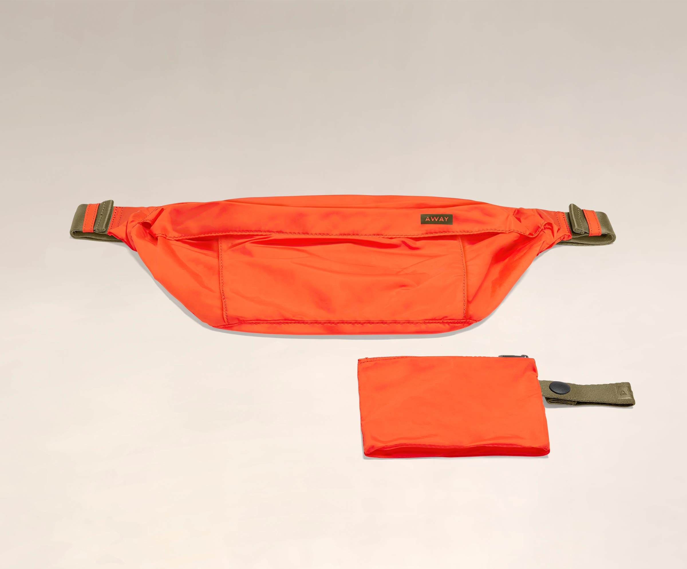 away-packable-sling-sac-bandouli-re-cayenne-pliable image 4