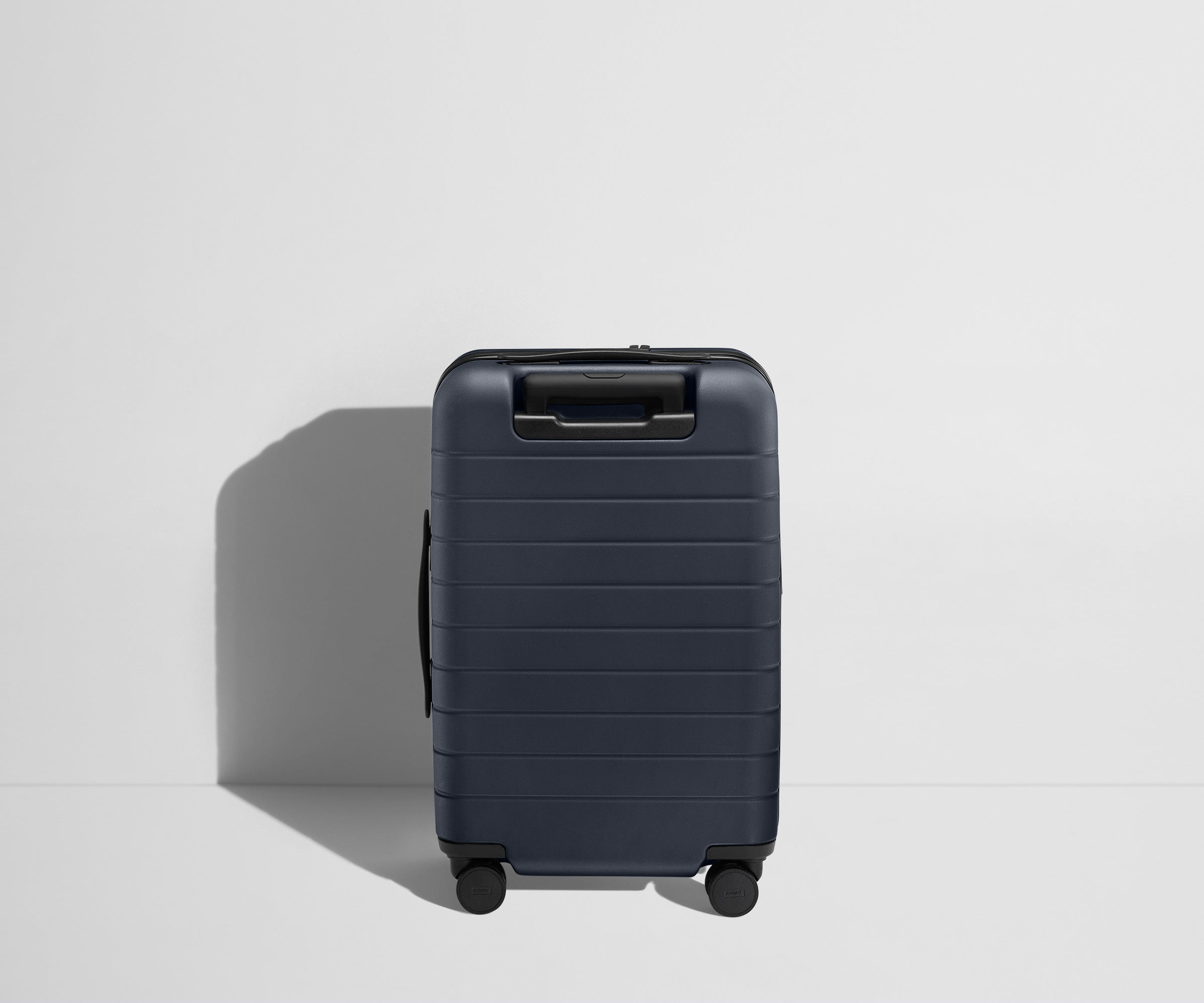 away-carry-on-flex-valise-cabine-bleu-marine-extensible image 8