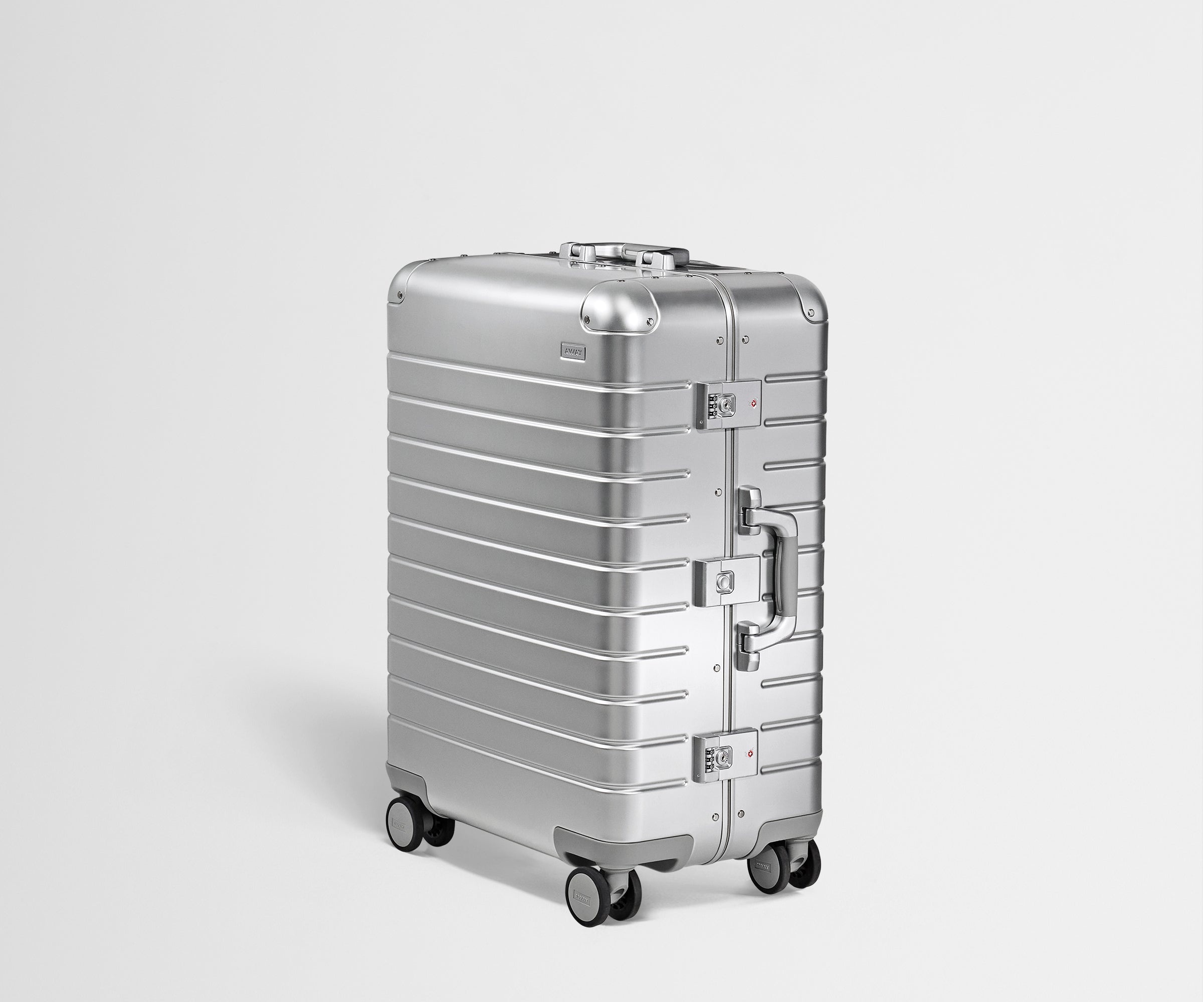 away-medium-aluminium-valise-soute-argent-rigide image 2