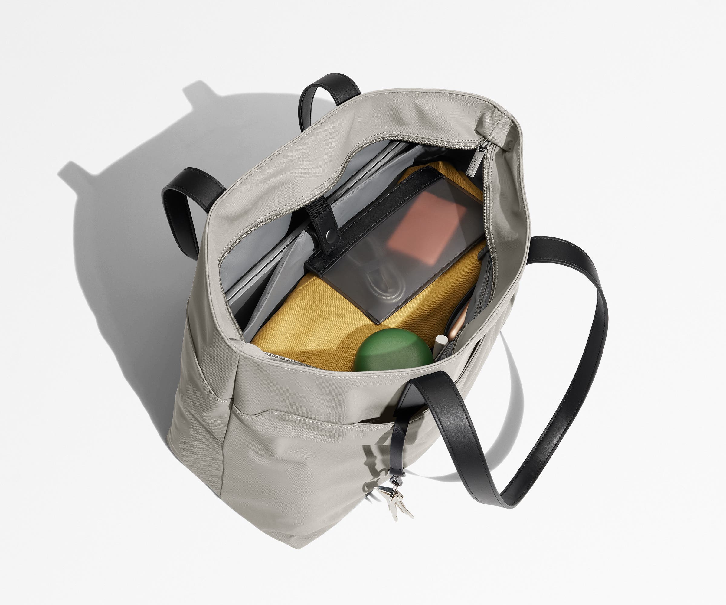 away-everywhere-tote-sac-tote-cloud-gray-16-pouces image 4