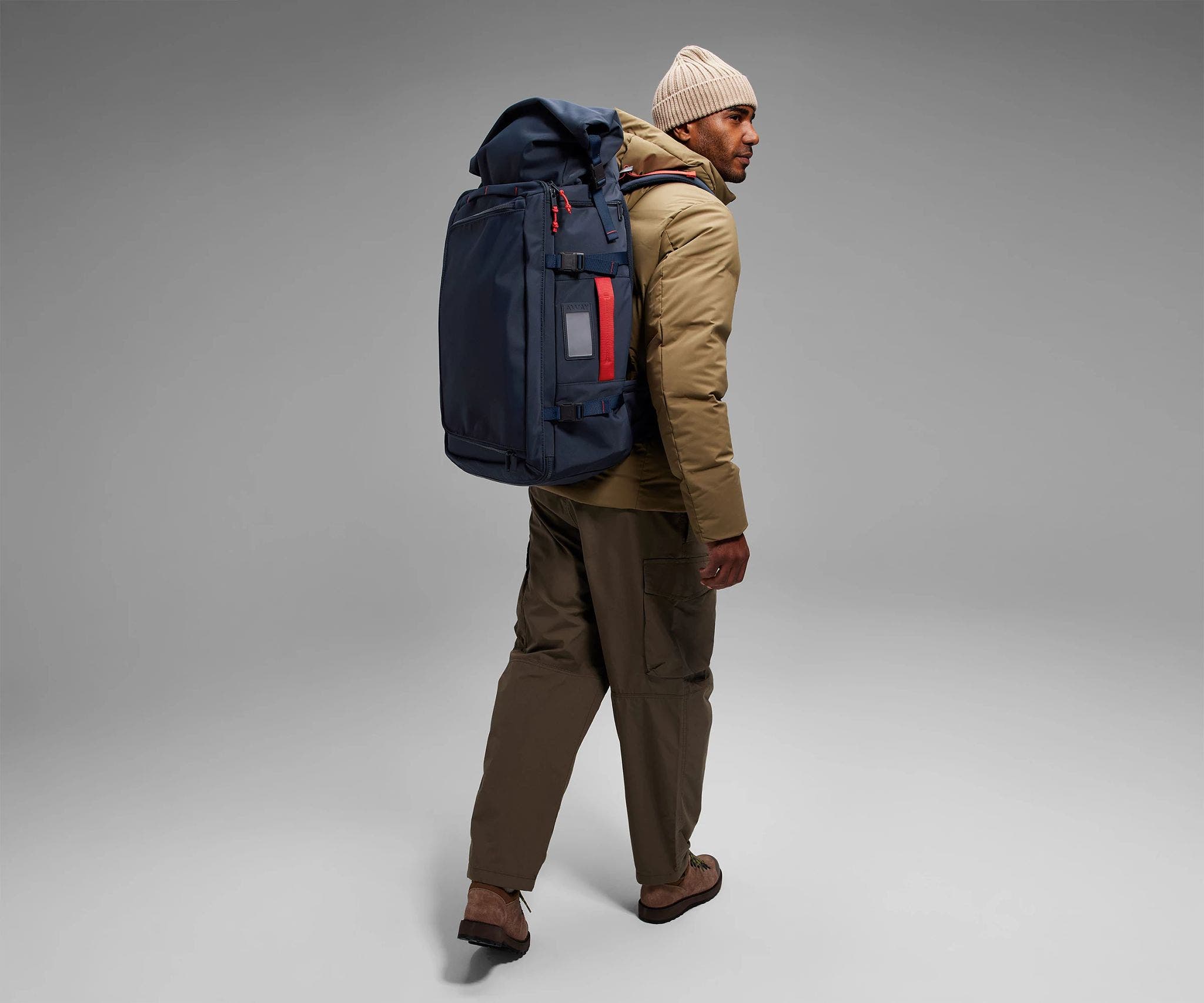 away-carry-on-boot-bag-55l-sac-ski-navy-blue image 2