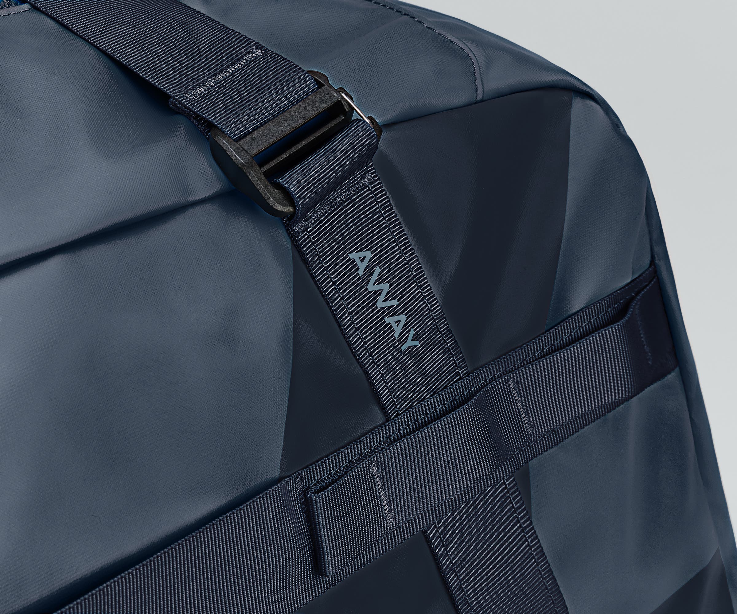 away-active-duffle-55l-sac-de-sport-bleu-marine image 4