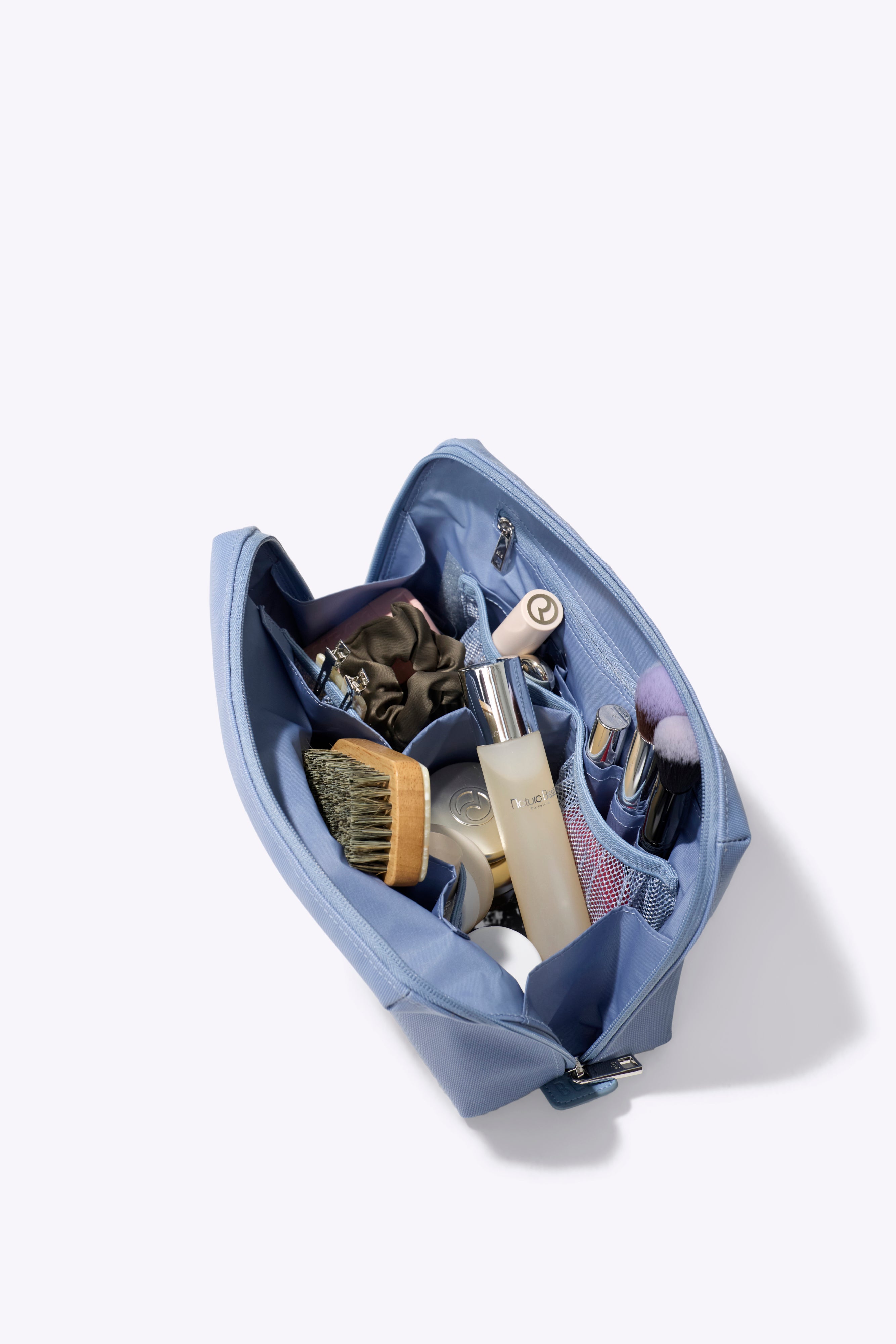 beis-medium-cosmetic-pouch-trousse-maquillage-dusty-blue image 2