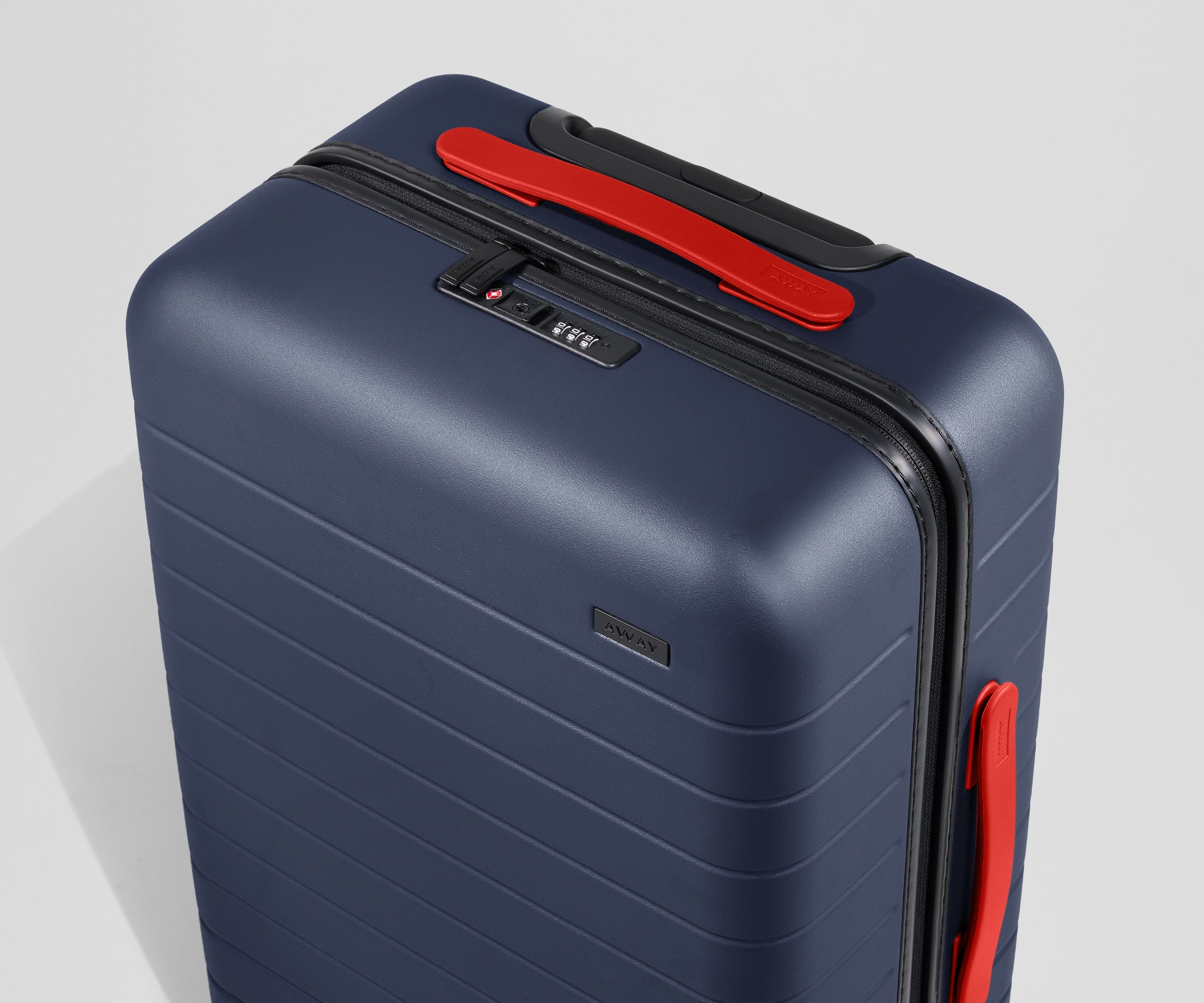 away-custom-handle-set-kit-poign-es-cherry-red-valise image 2