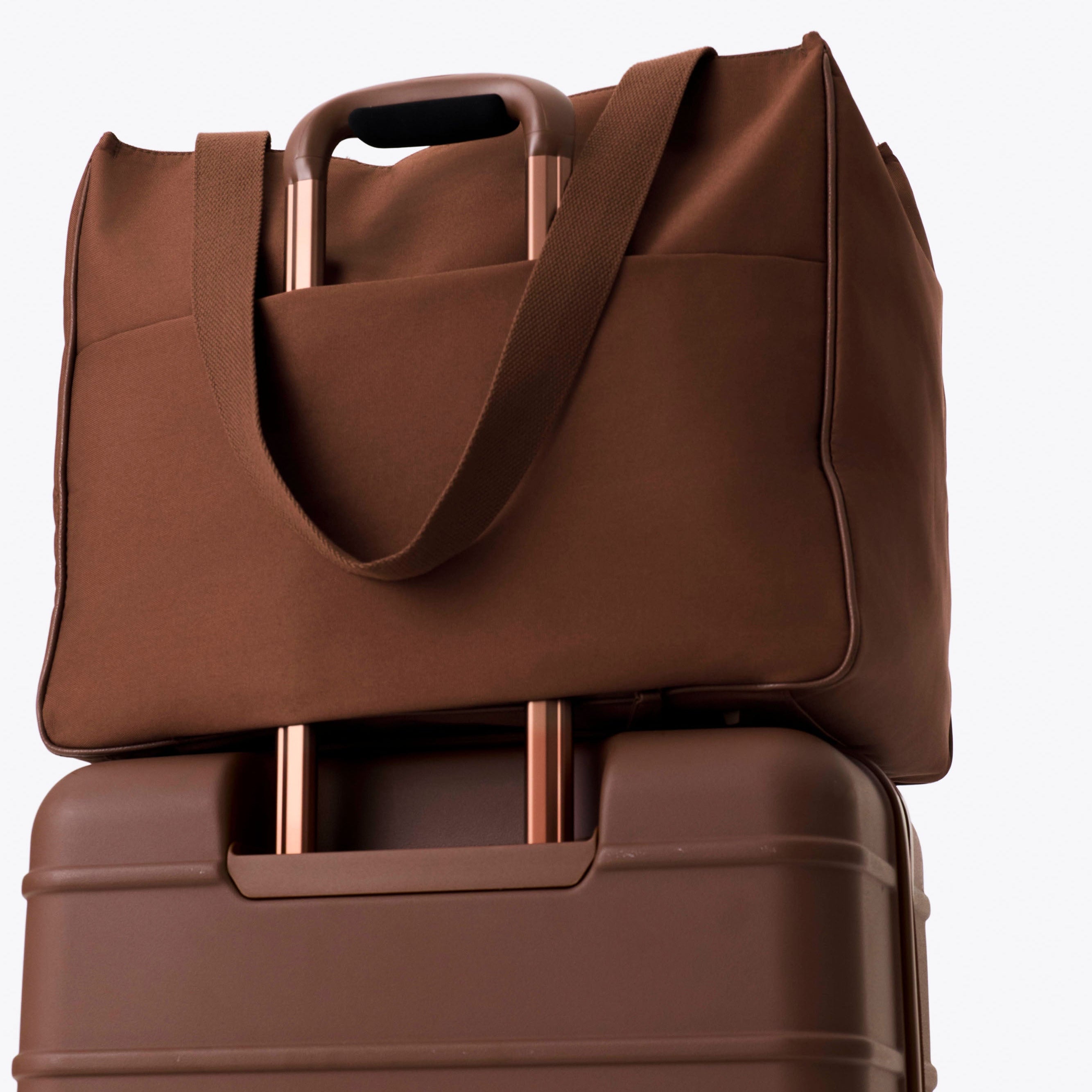 beis-east-to-west-sac-tote-bag-maple-recycl image 4
