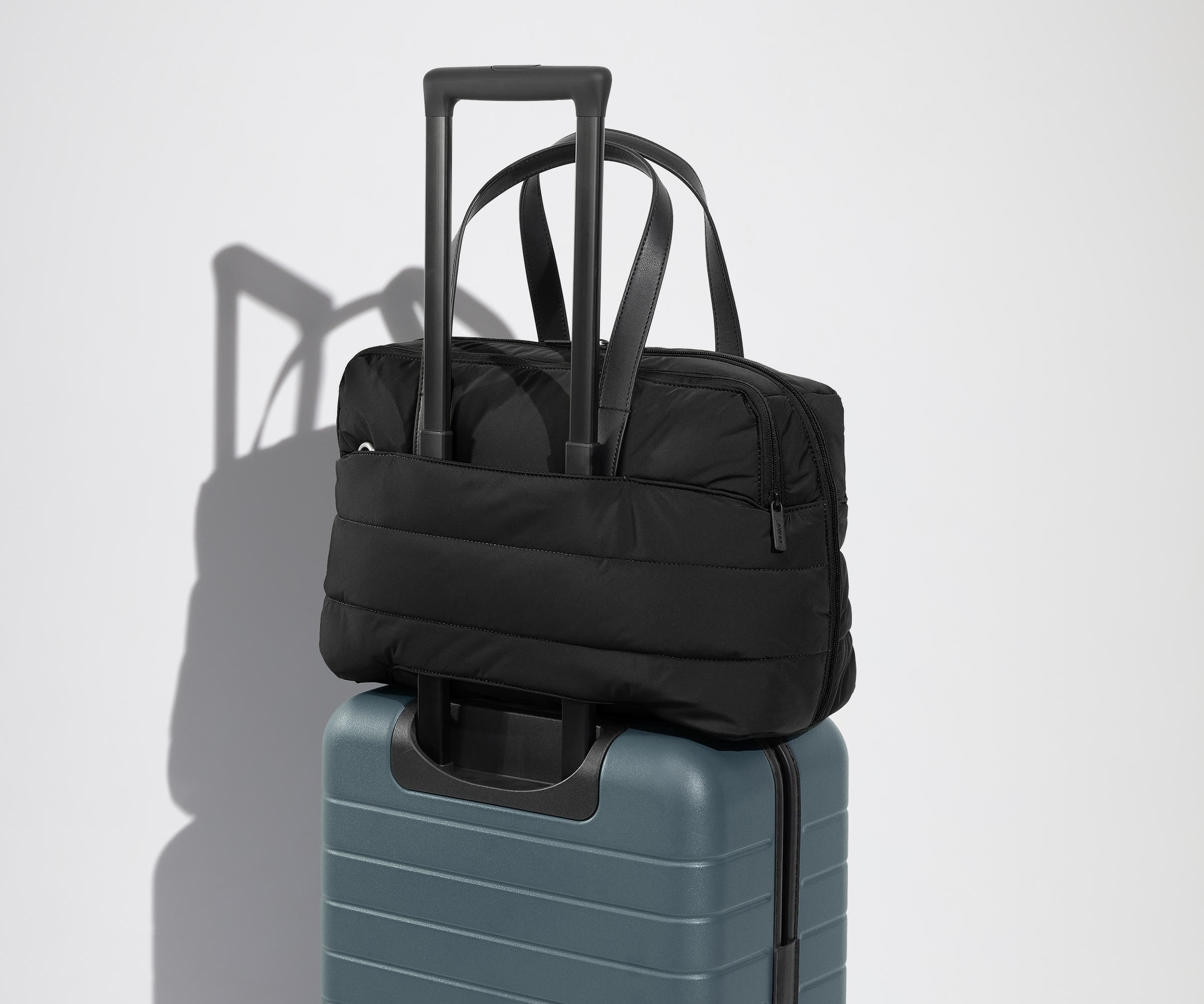 away-quilted-everywhere-bag-sac-bandouli-re-noir image 6