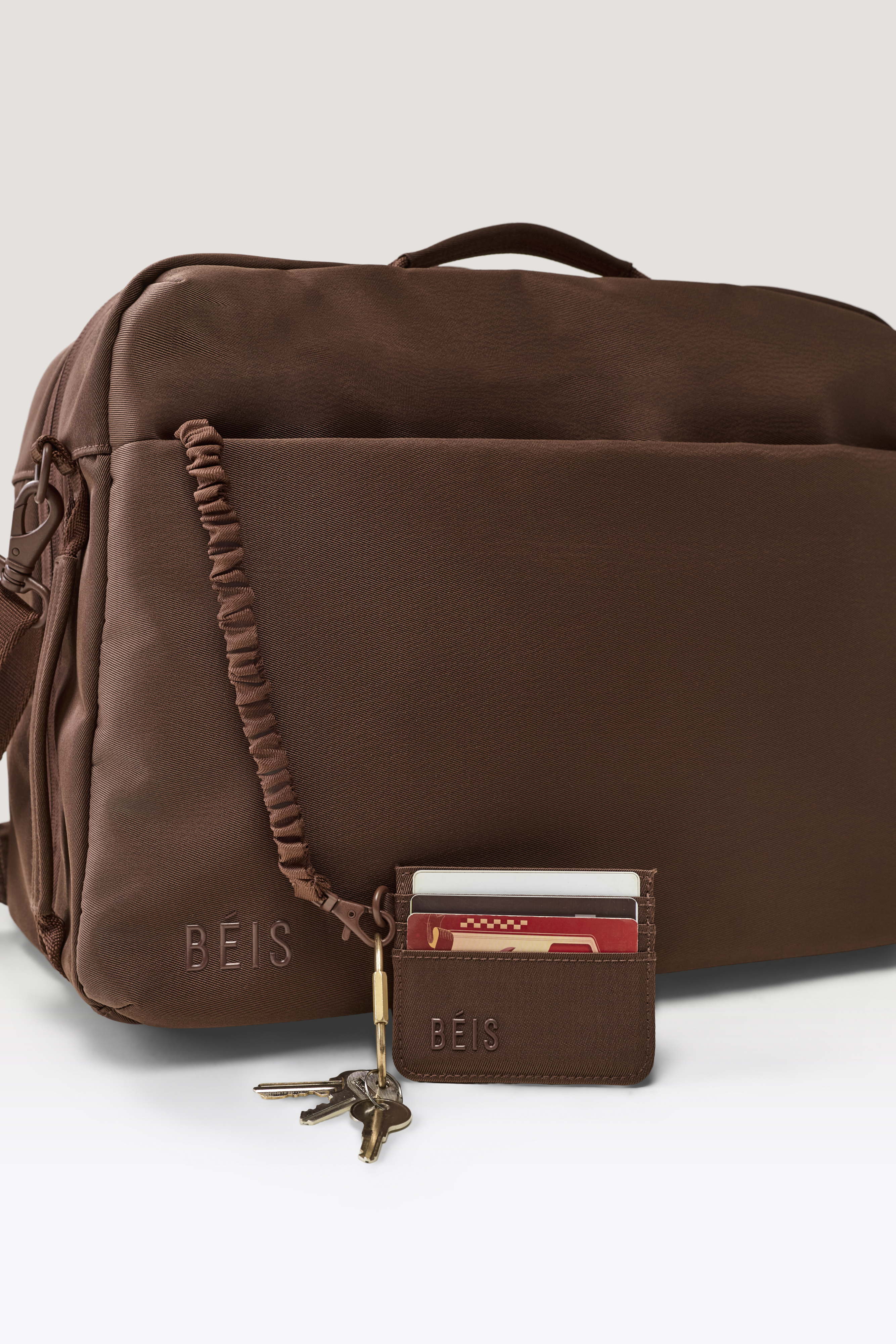 beis-ultimate-travel-duffle-sac-voyage-maple image 5
