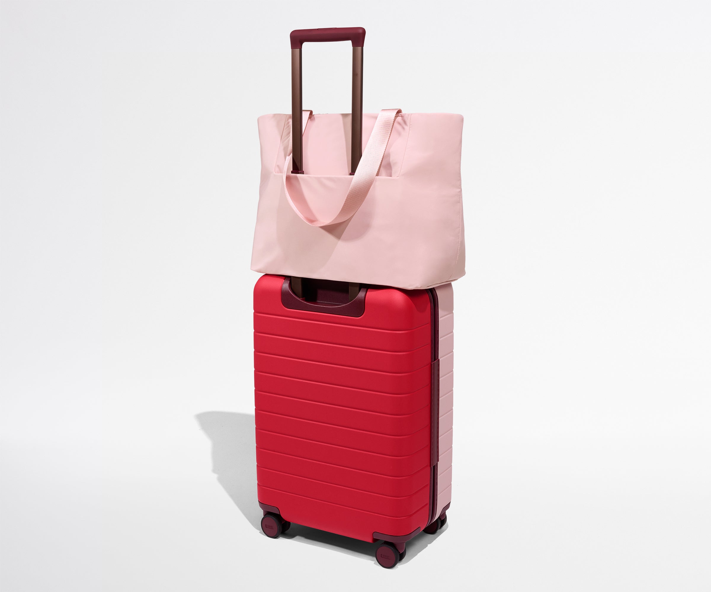 away-featherlight-tote-sac-tote-blush-pink-ordinateur-16-pouces image 8