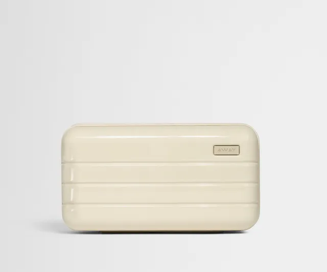 away-travel-glasses-case-tui-lunettes-salt-white-gloss-3-paires image 1