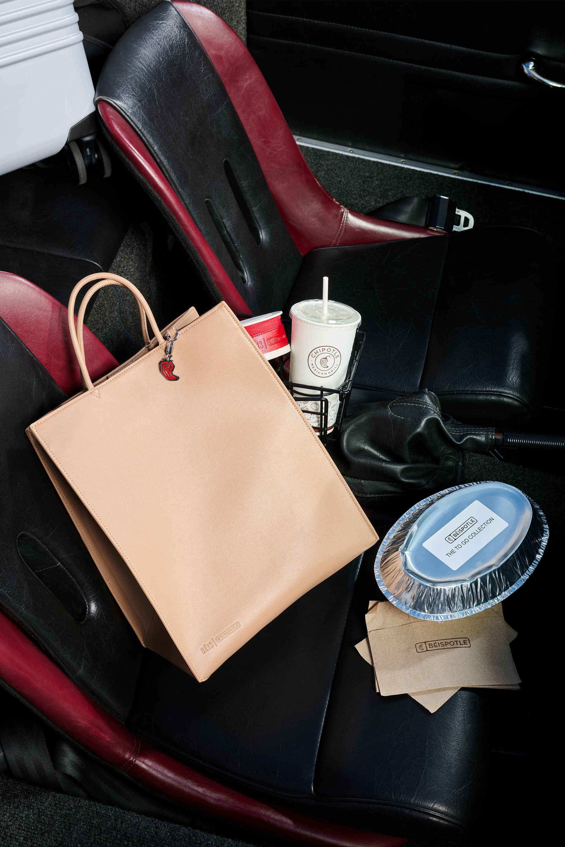 beis-tote-chipotle-to-go-bag-cabas-kraft-brown-dition-limit-e image 2