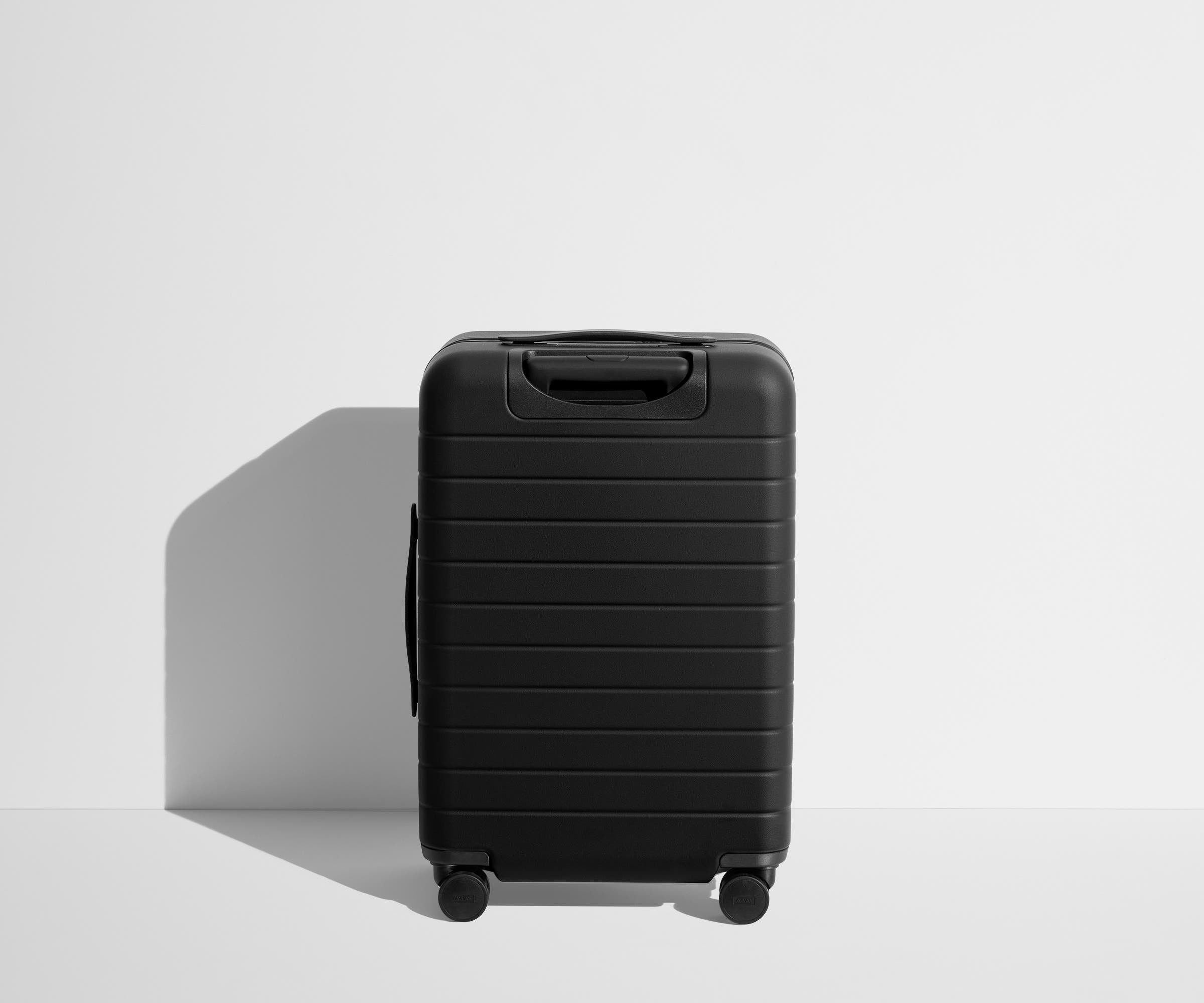 away-the-collegiate-bigger-carry-on-valise-cabine-asu-rigide image 5