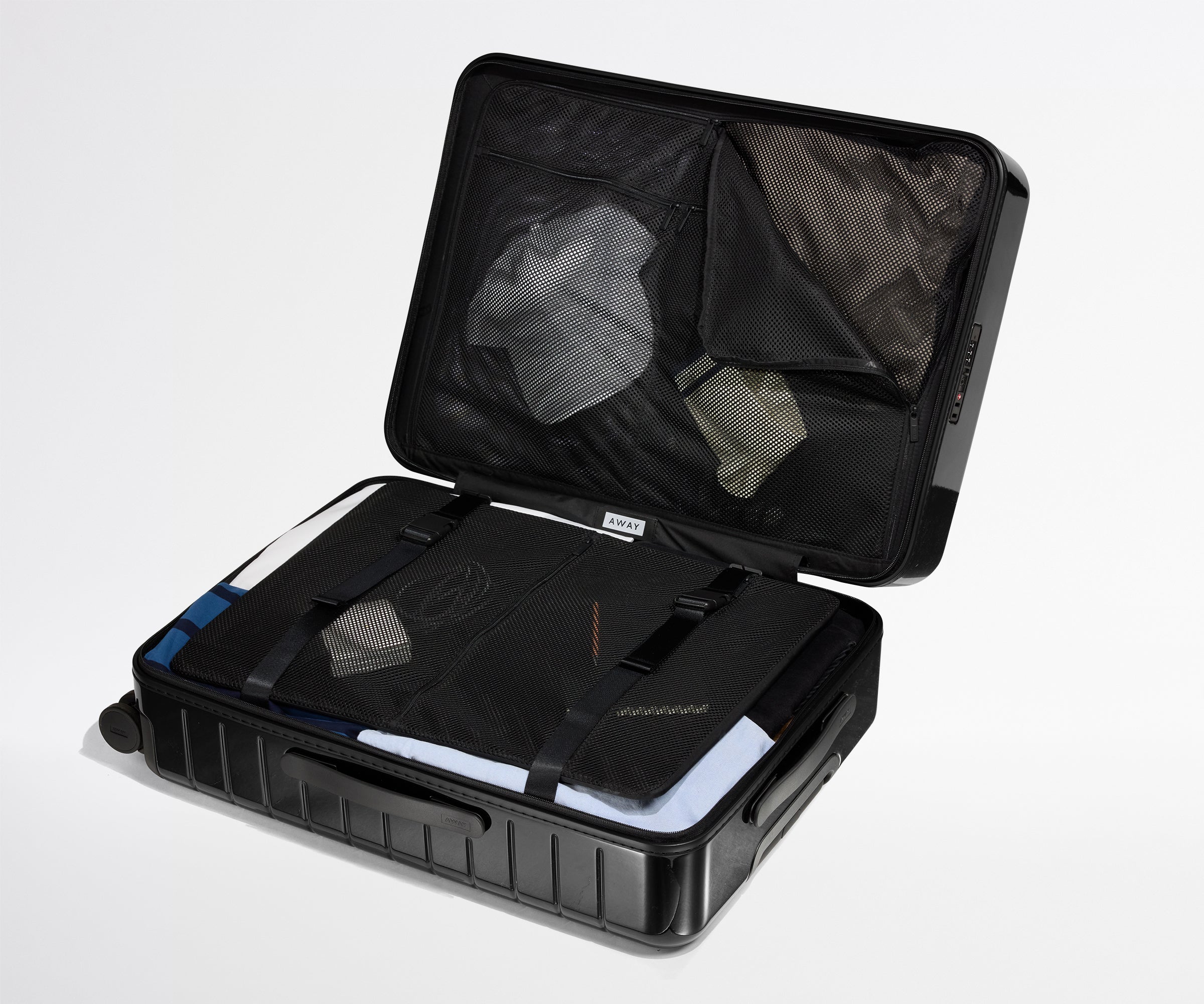 away-the-medium-valise-soute-rigide-noire-black-tie image 3