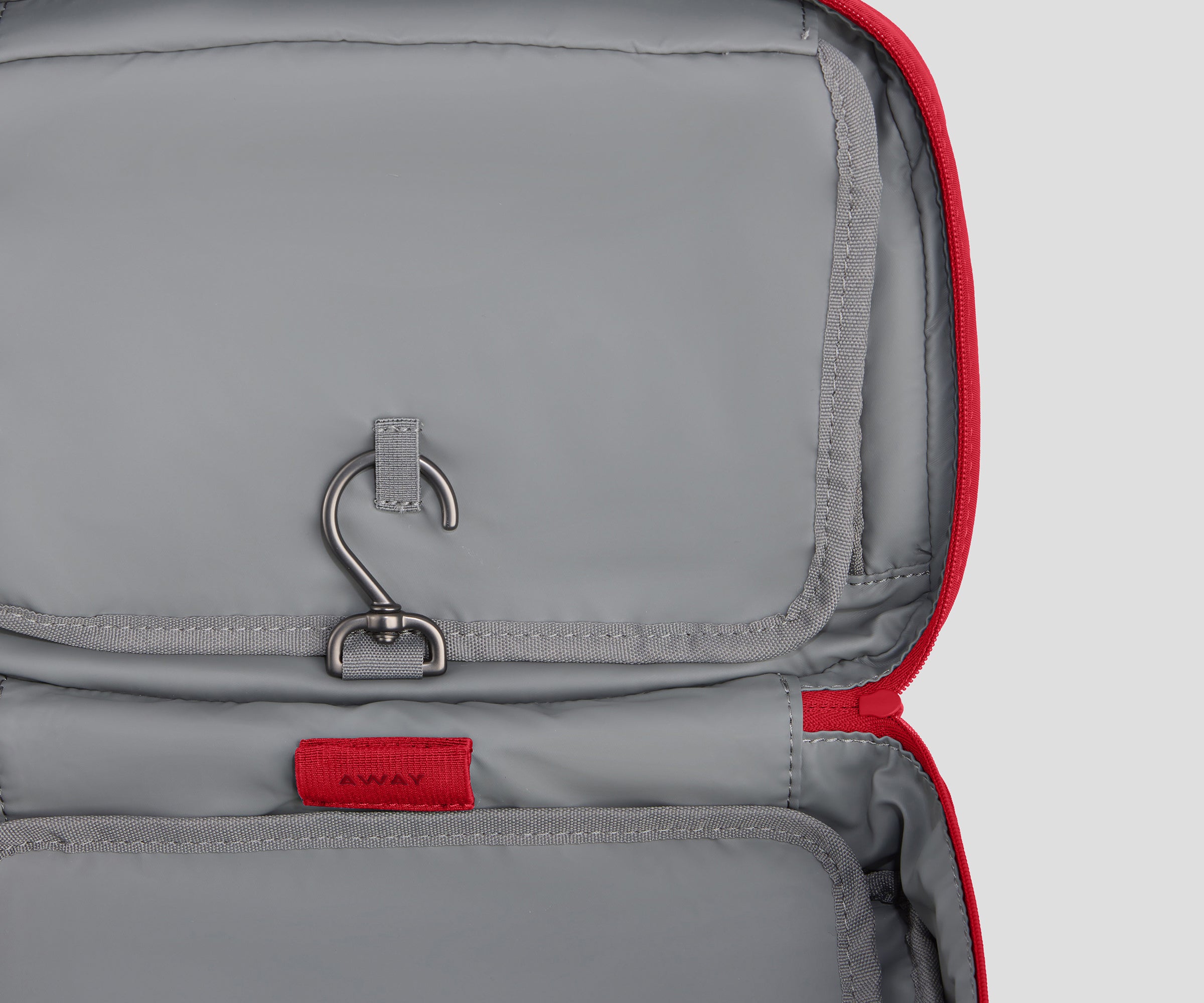 away-hanging-toiletry-trousse-de-toilette-cherry-red-imperm-able image 3
