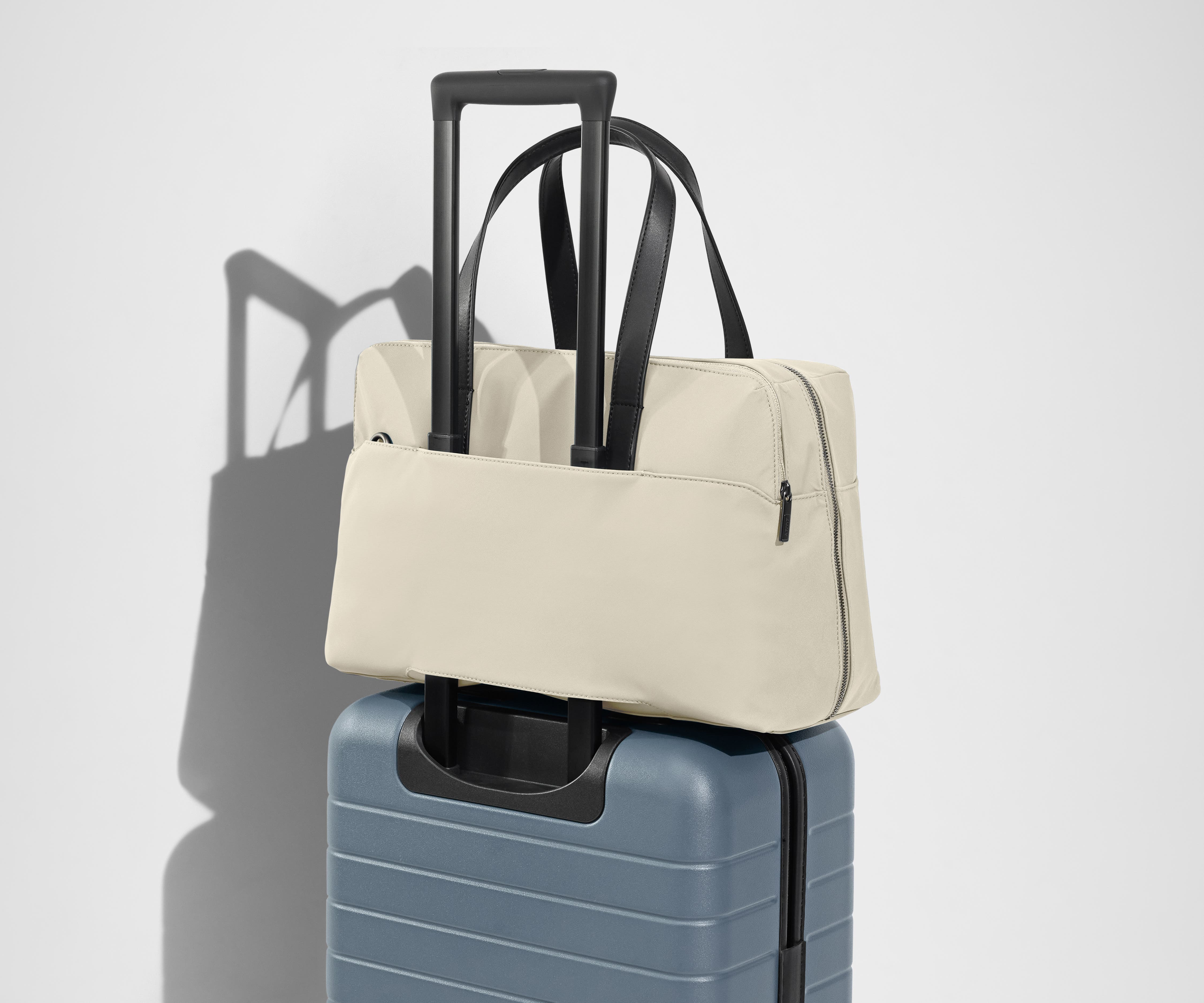 away-crossbody-the-everywhere-bag-sac-bandouli-re-blanc image 8