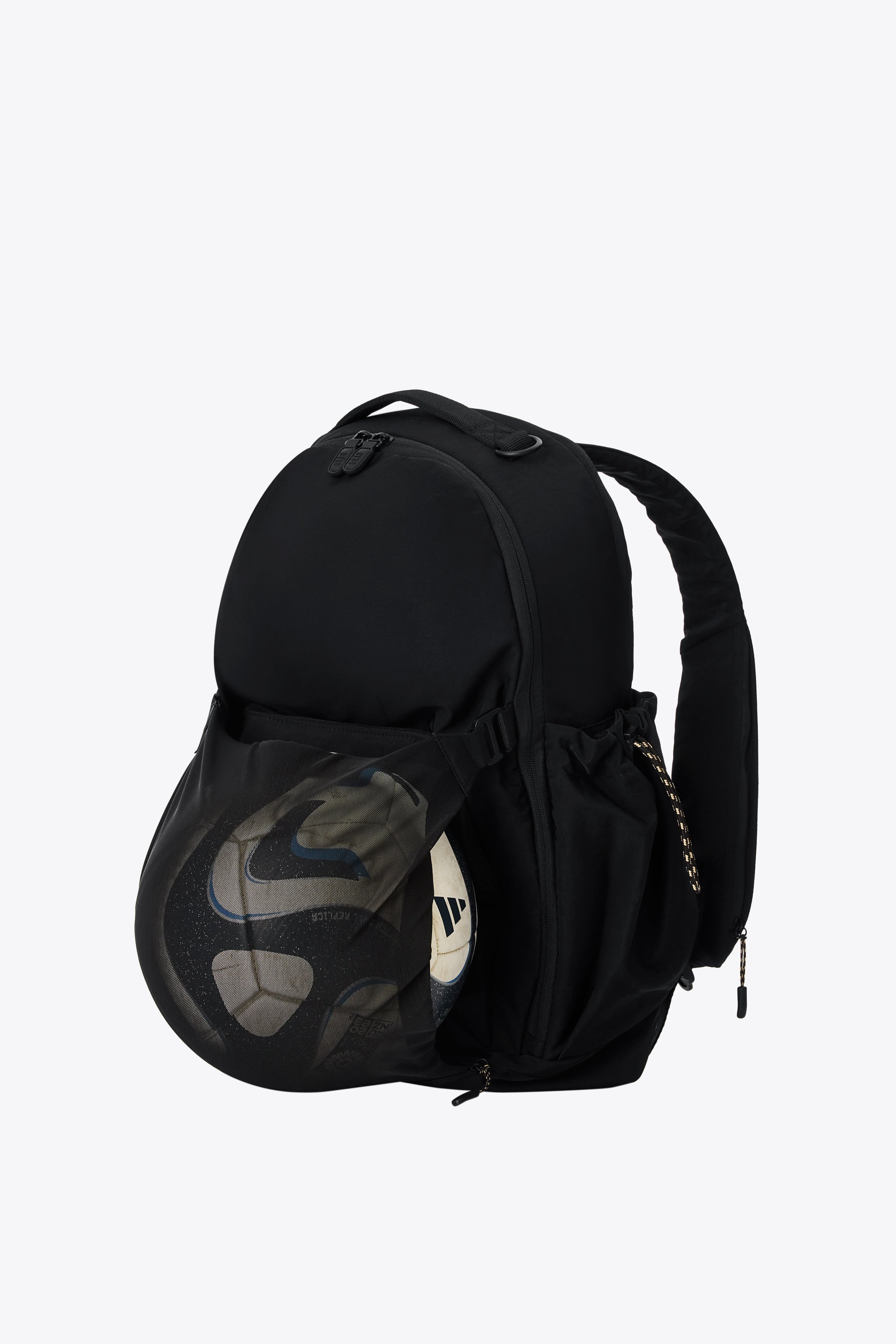 beis-north-to-south-sac-dos-noir-sport-voyage image 2
