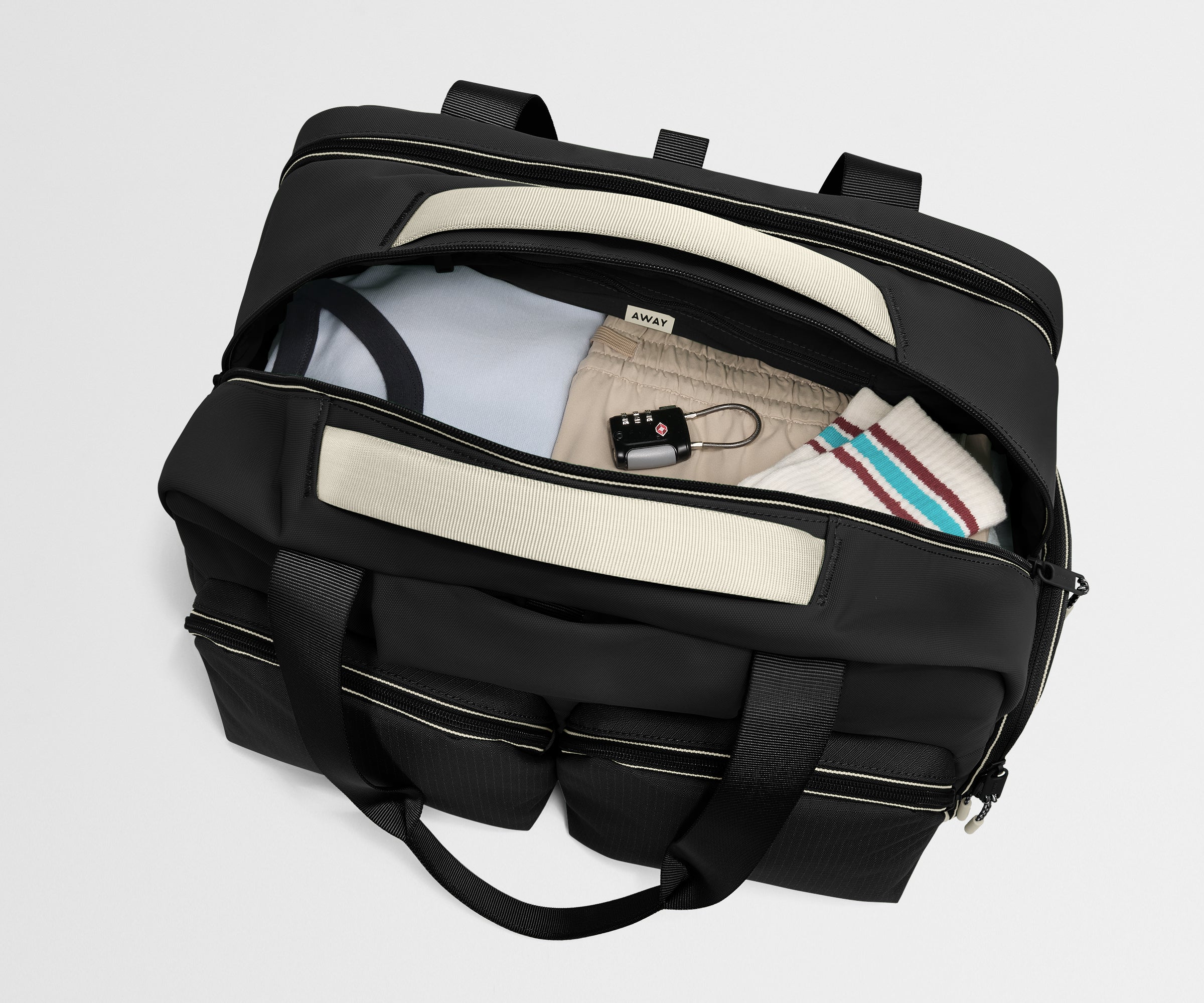 away-gym-bag-sac-de-sport-jet-black-16-pouces image 5