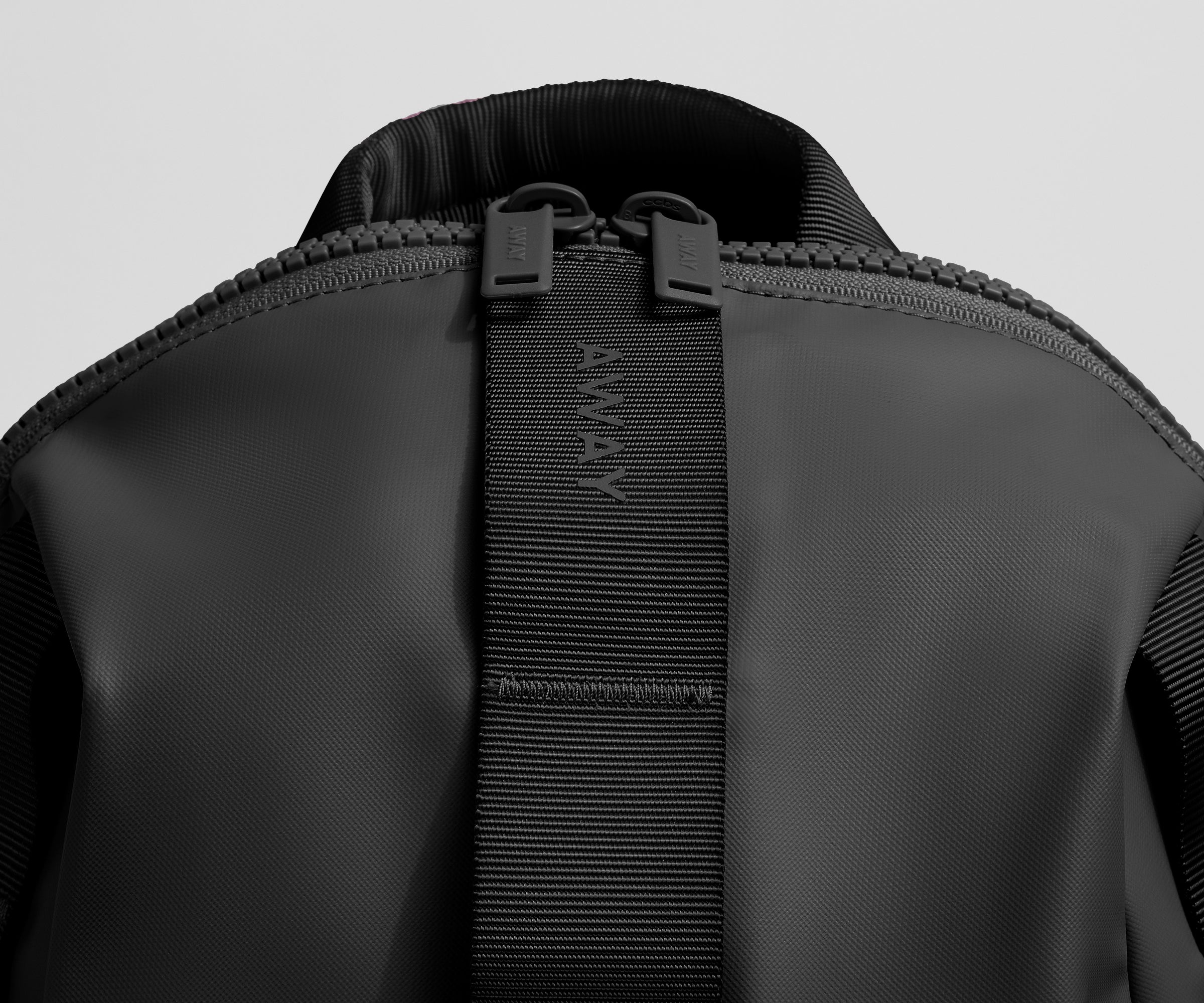 away-active-daypack-20l-sac-dos-noir-recycl-15-pouces image 5