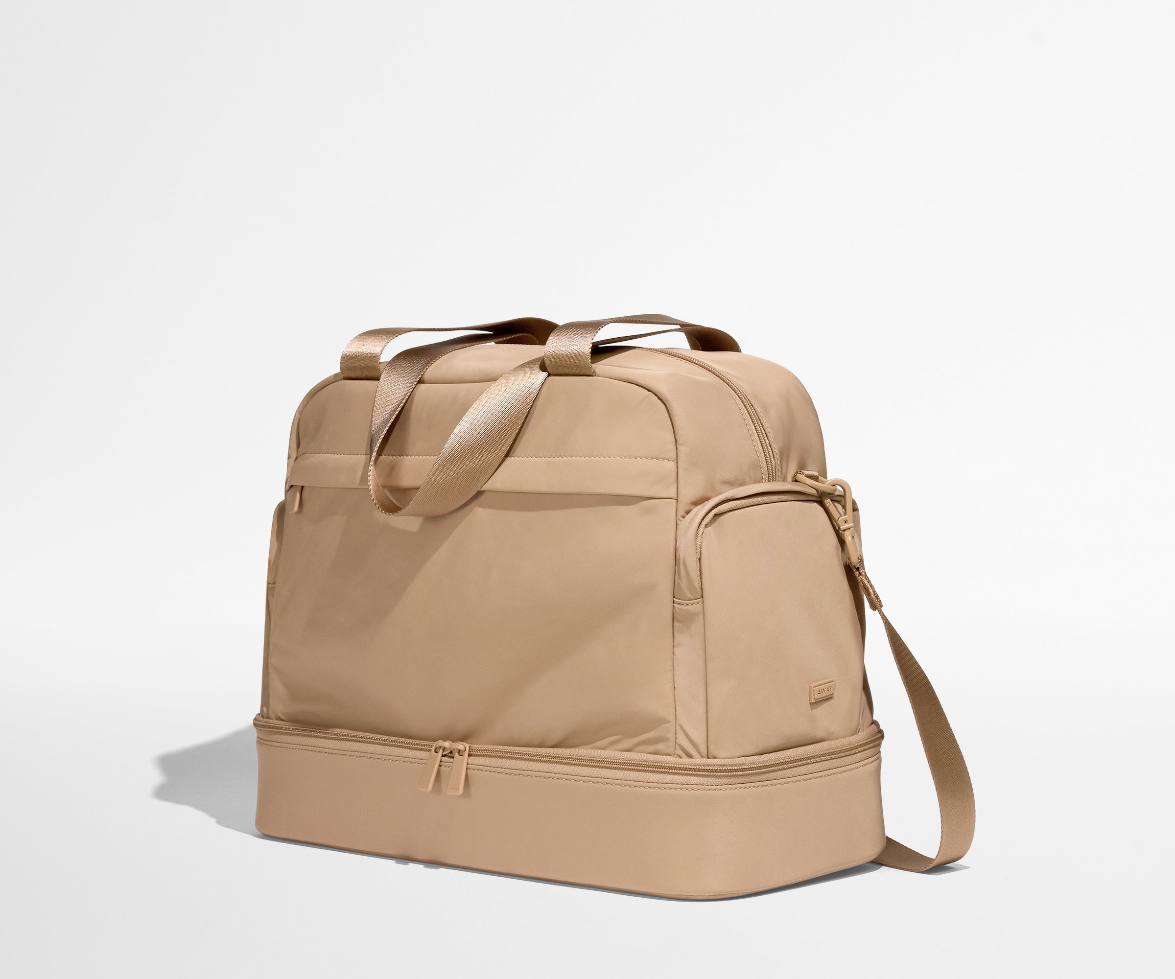 away-featherlight-overnight-sac-week-end-marron-camel-14 image 3