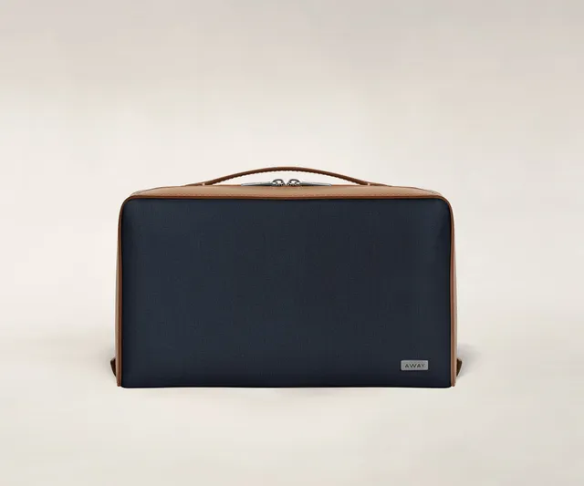 away-toiletry-bags-large-trousse-de-toilette-marine image 1