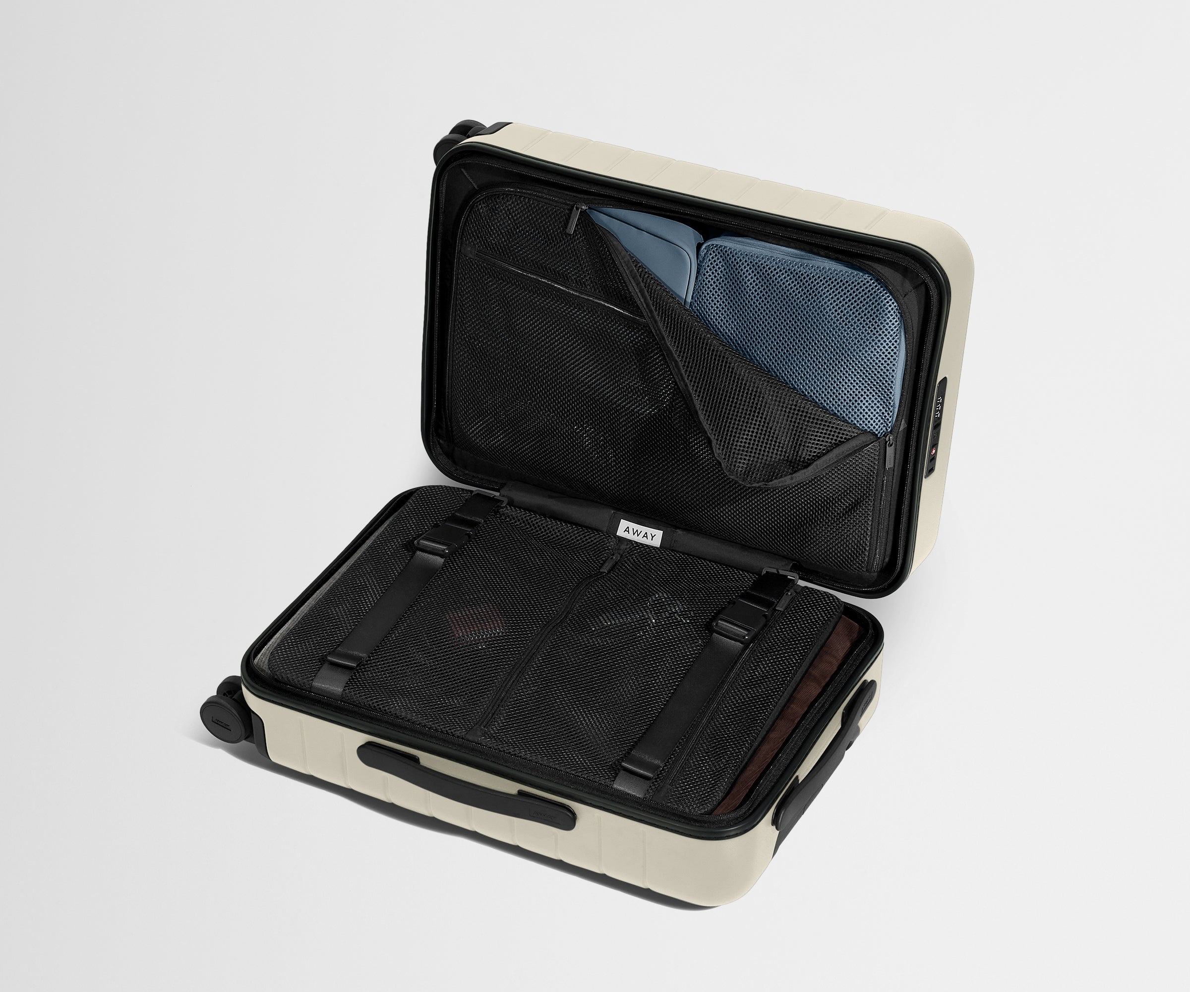 away-the-carry-on-valise-cabine-salt-white-rigide image 4
