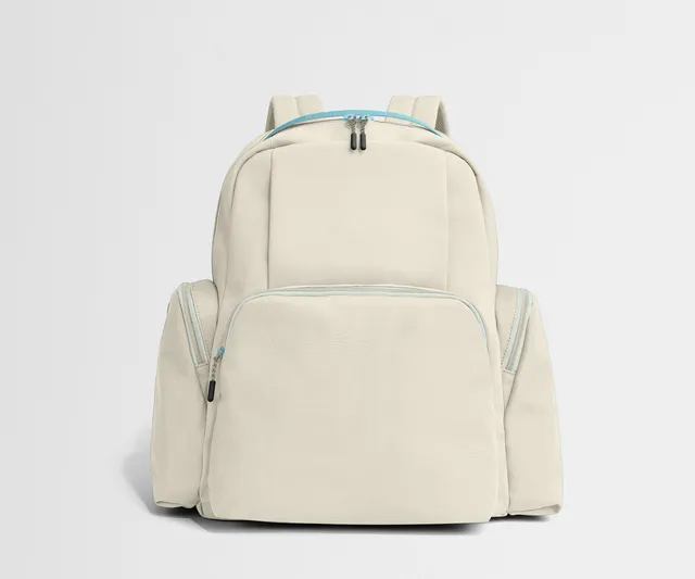 away-sport-backpack-sac-dos-blanc-sel-16-pouces image 1