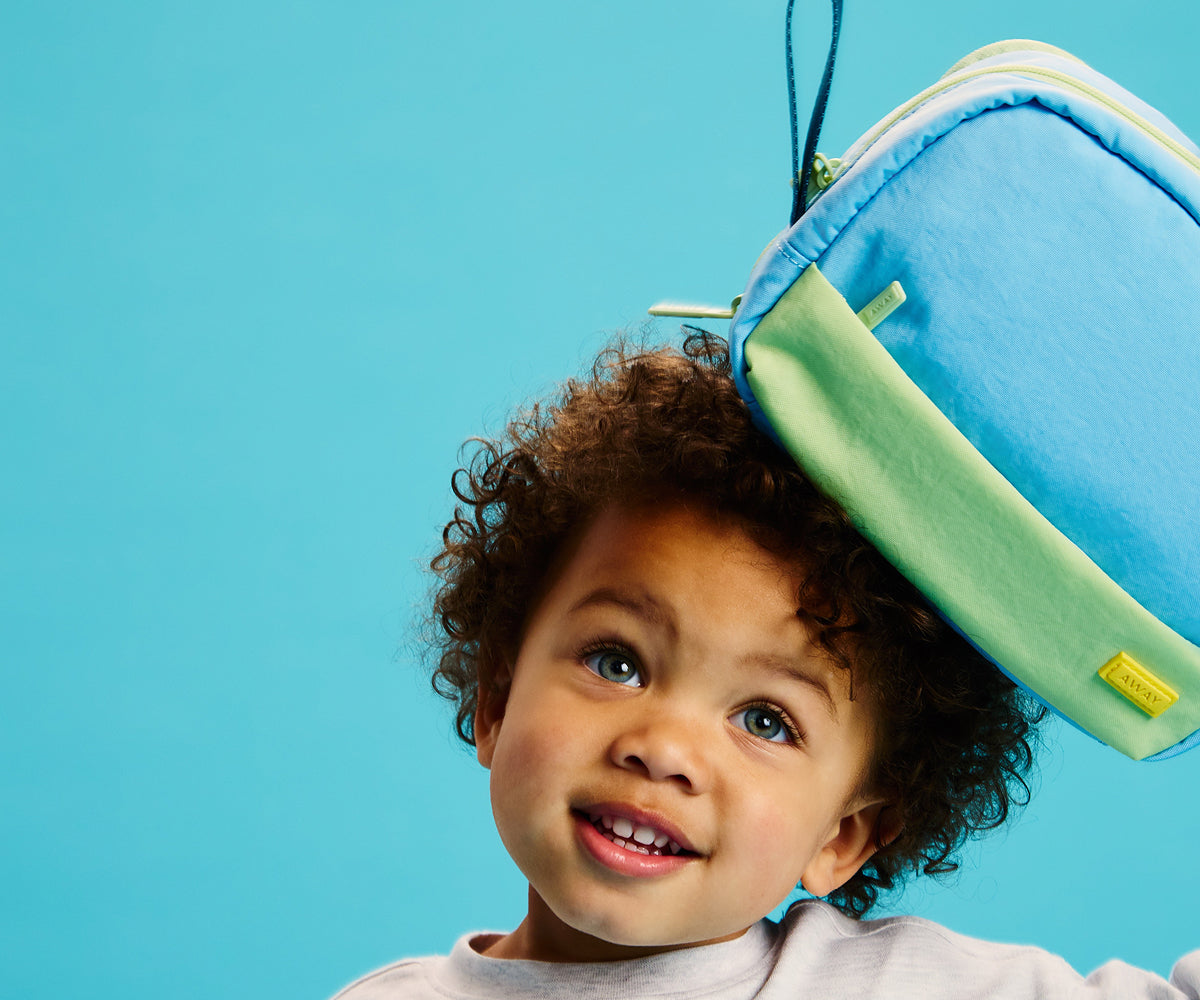 away-kids-toiletry-bag-trousse-toilette-enfant-bleu-libellule image 5