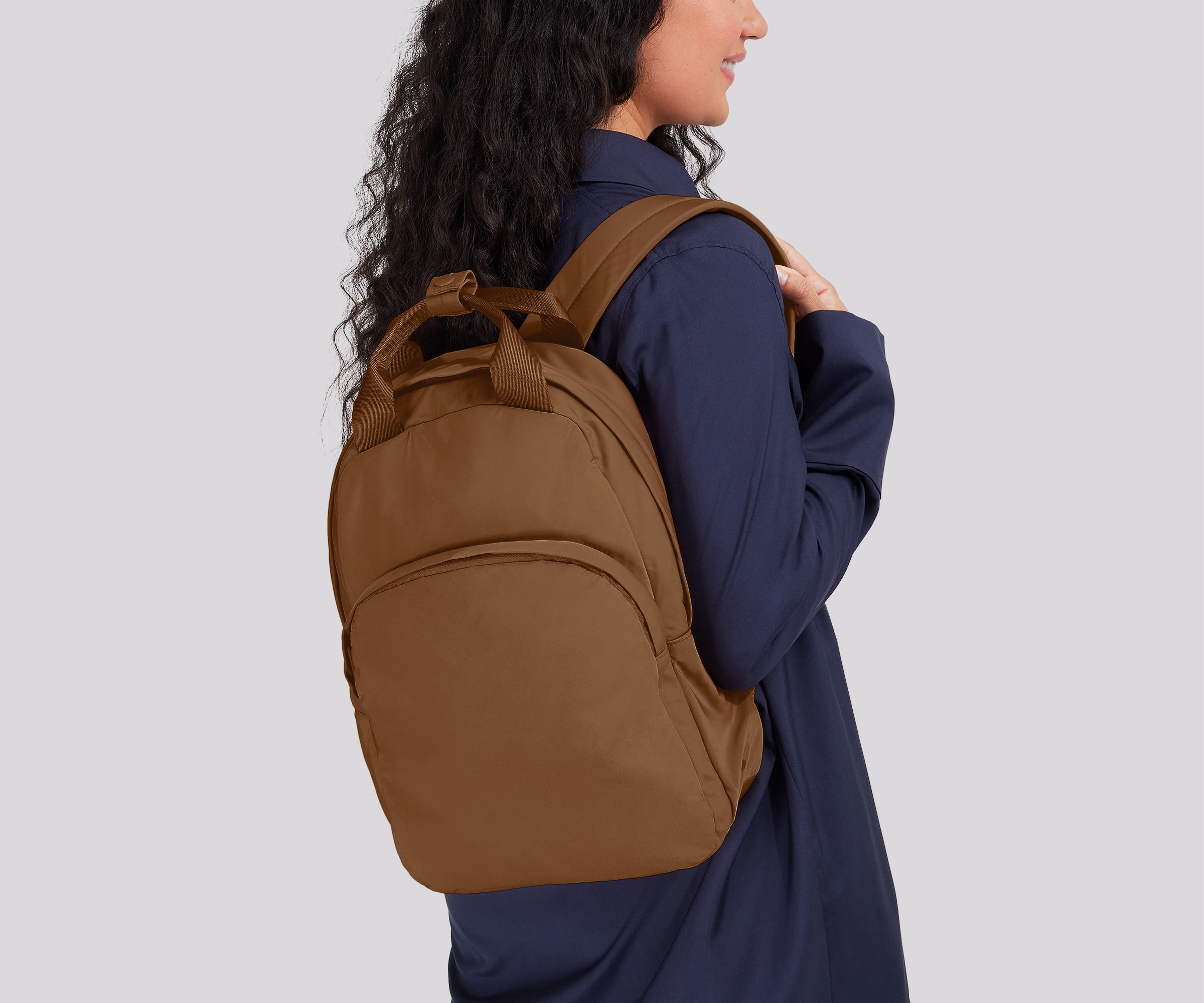 away-featherlight-backpack-sac-dos-marron-amaro image 2