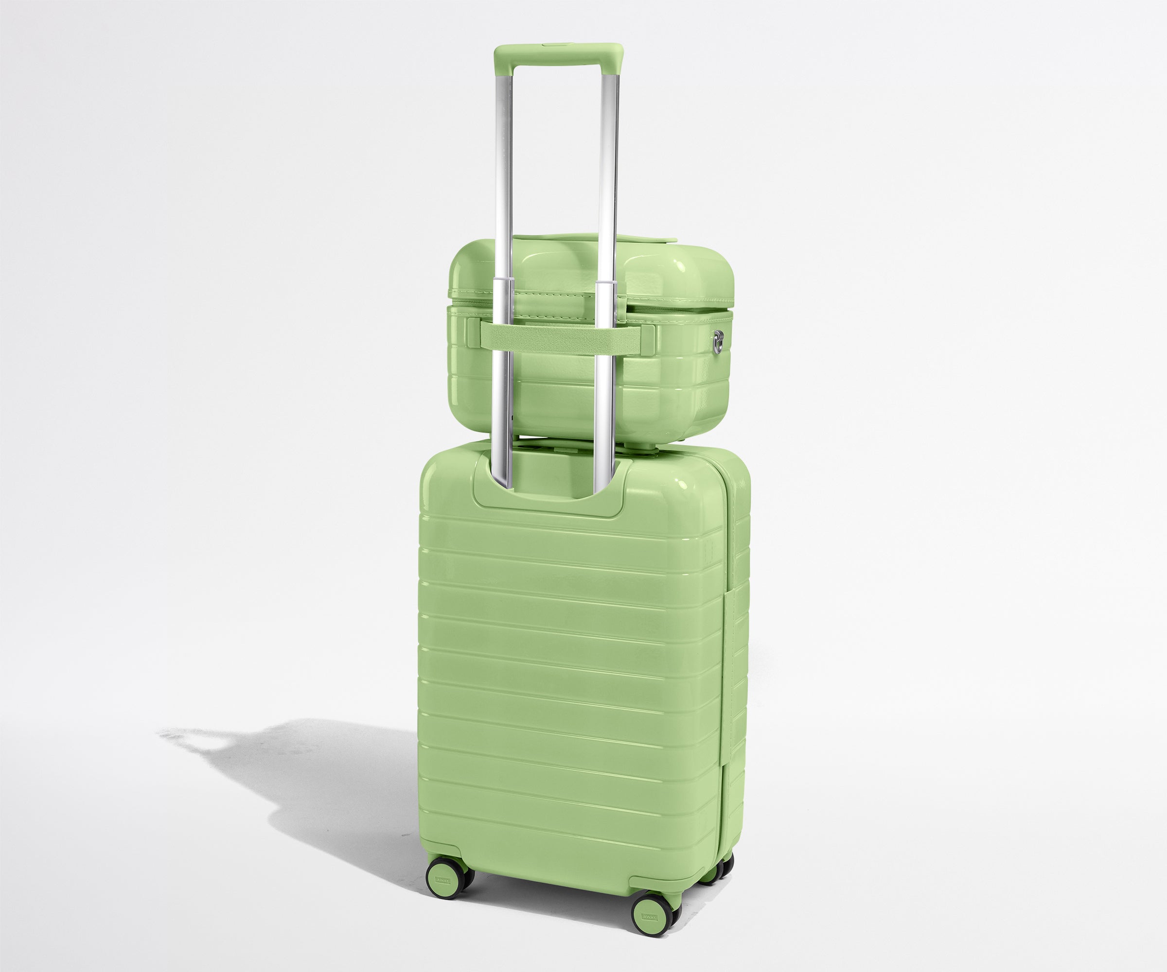 away-train-case-vanity-matcha-milk-green image 5