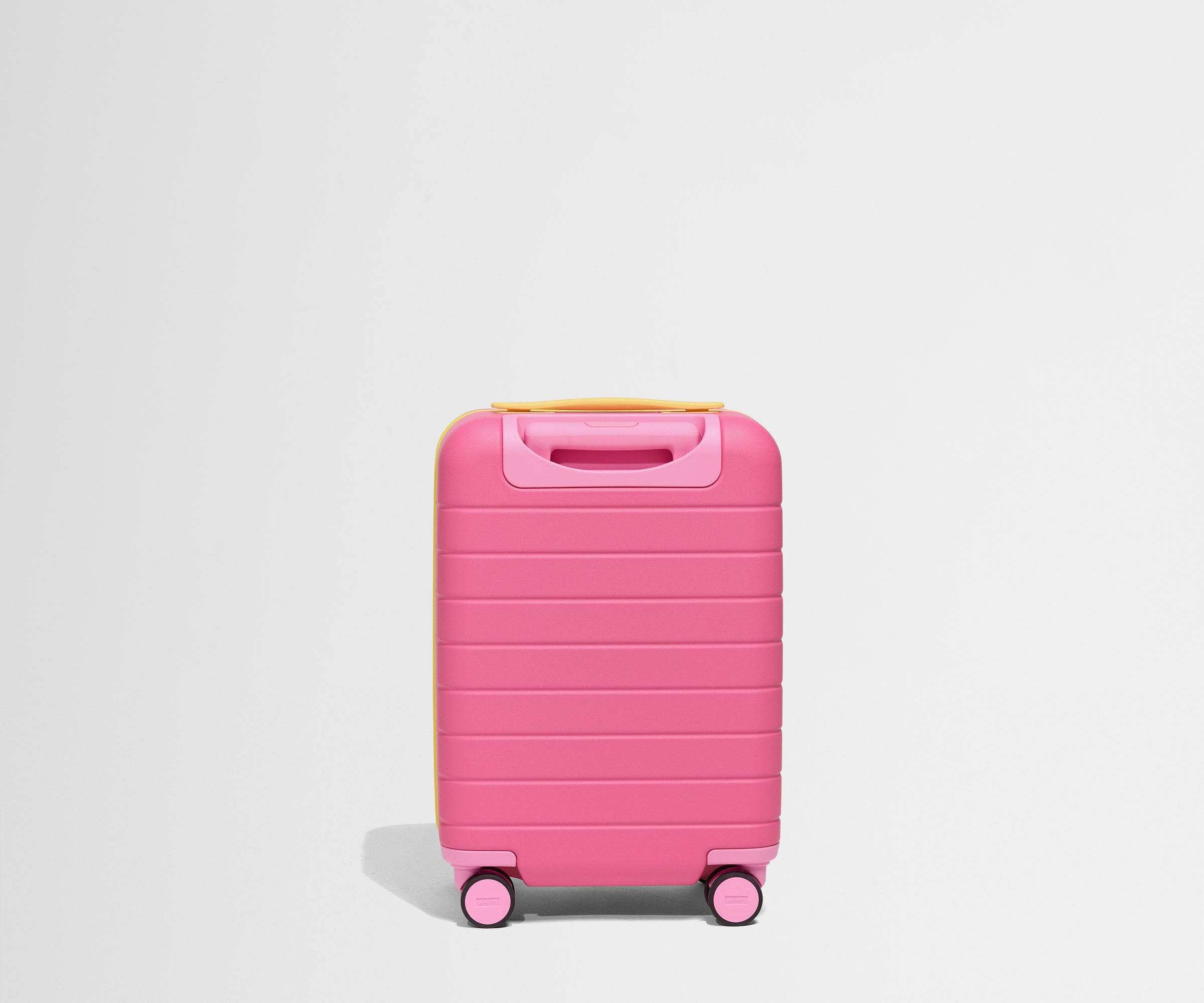 away-kids-carry-on-valise-cabine-enfant-skye-pilot-pink-pat-patrouille image 8