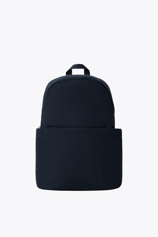 beis-the-classic-backpack-sac-dos-bleu-navy image 1