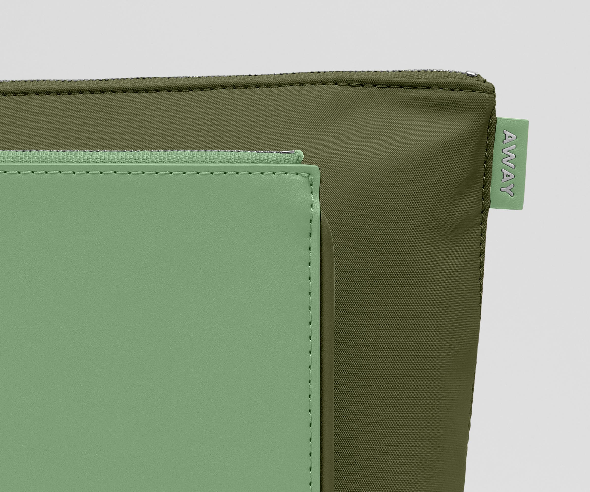 away-pouch-duo-trousse-voyage-sea-green-vert-lot-2 image 6