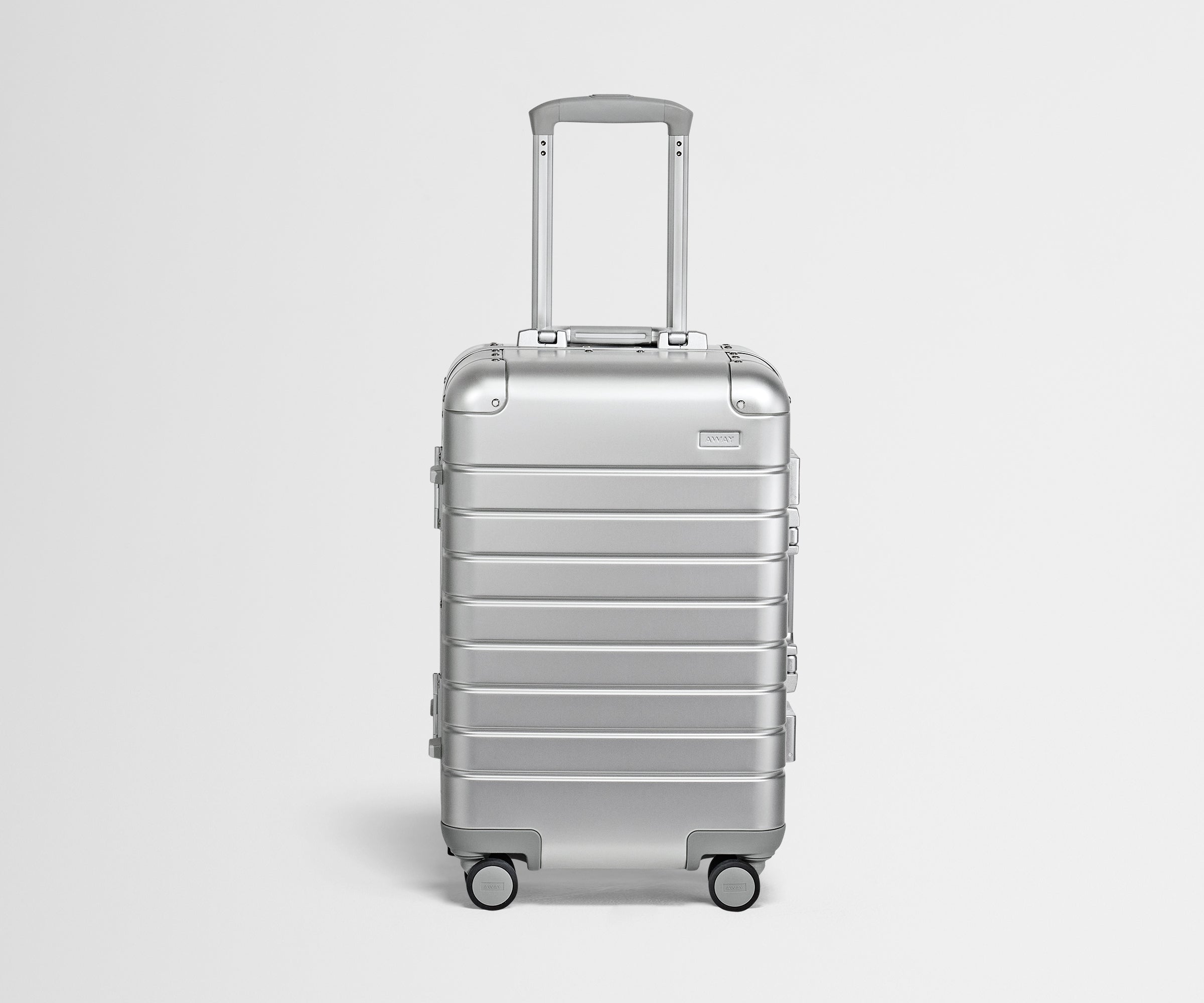 away-aluminum-carry-on-valise-cabine-silver-aluminium image 1