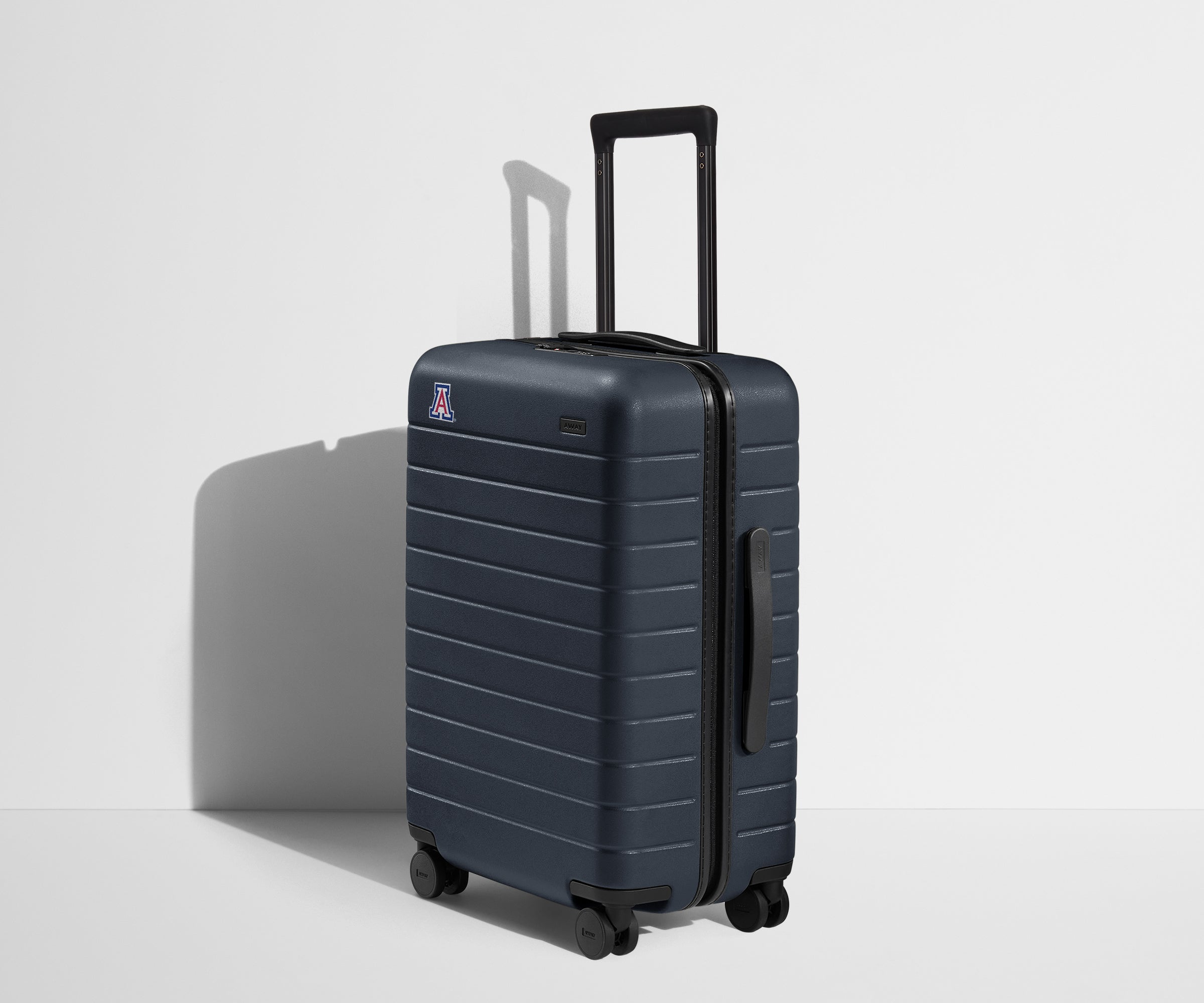 away-carry-on-bigger-valise-cabine-arizona-rigide image 2
