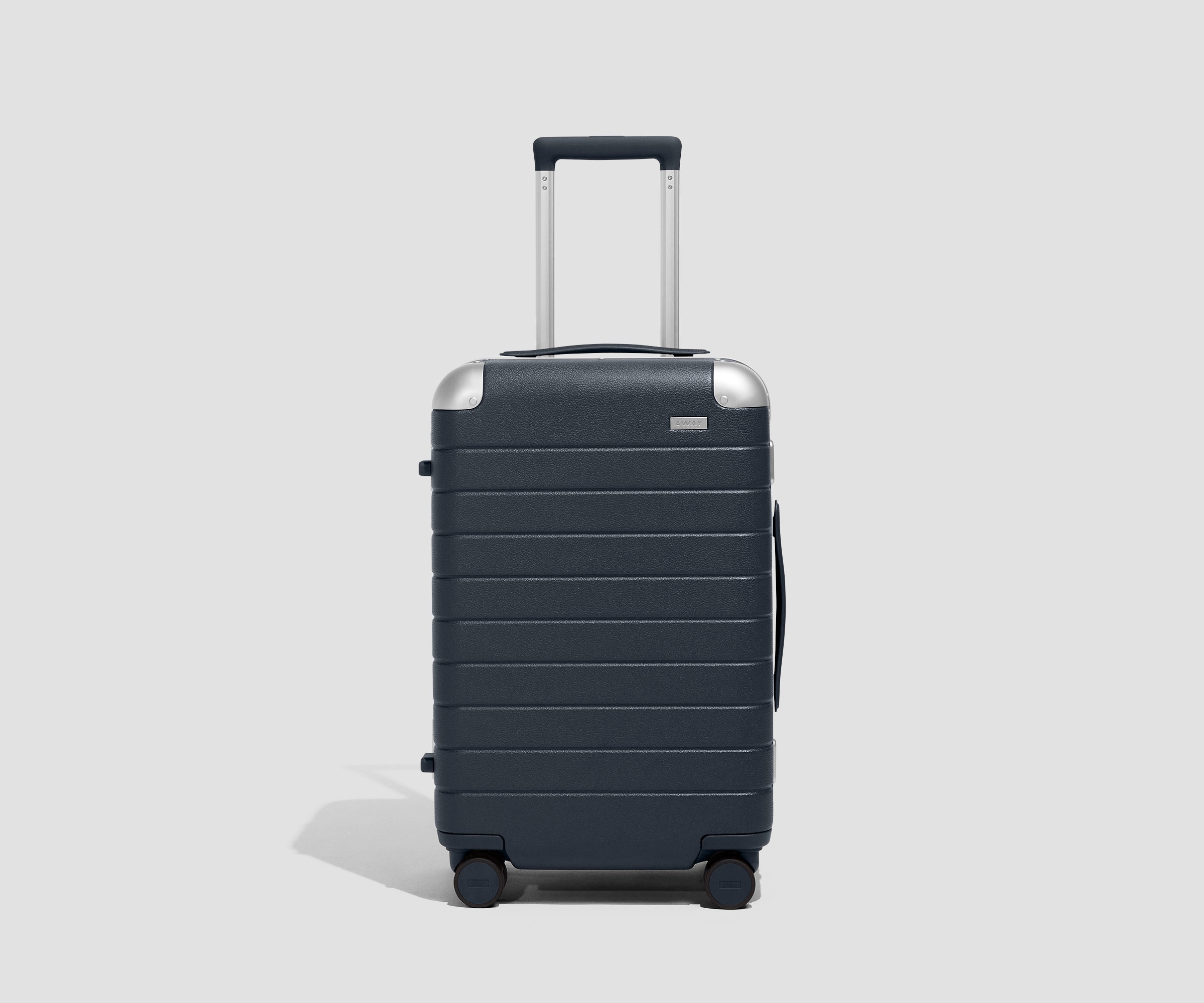 away-aluminum-edge-valise-cabine-navy-blue-rigide image 2