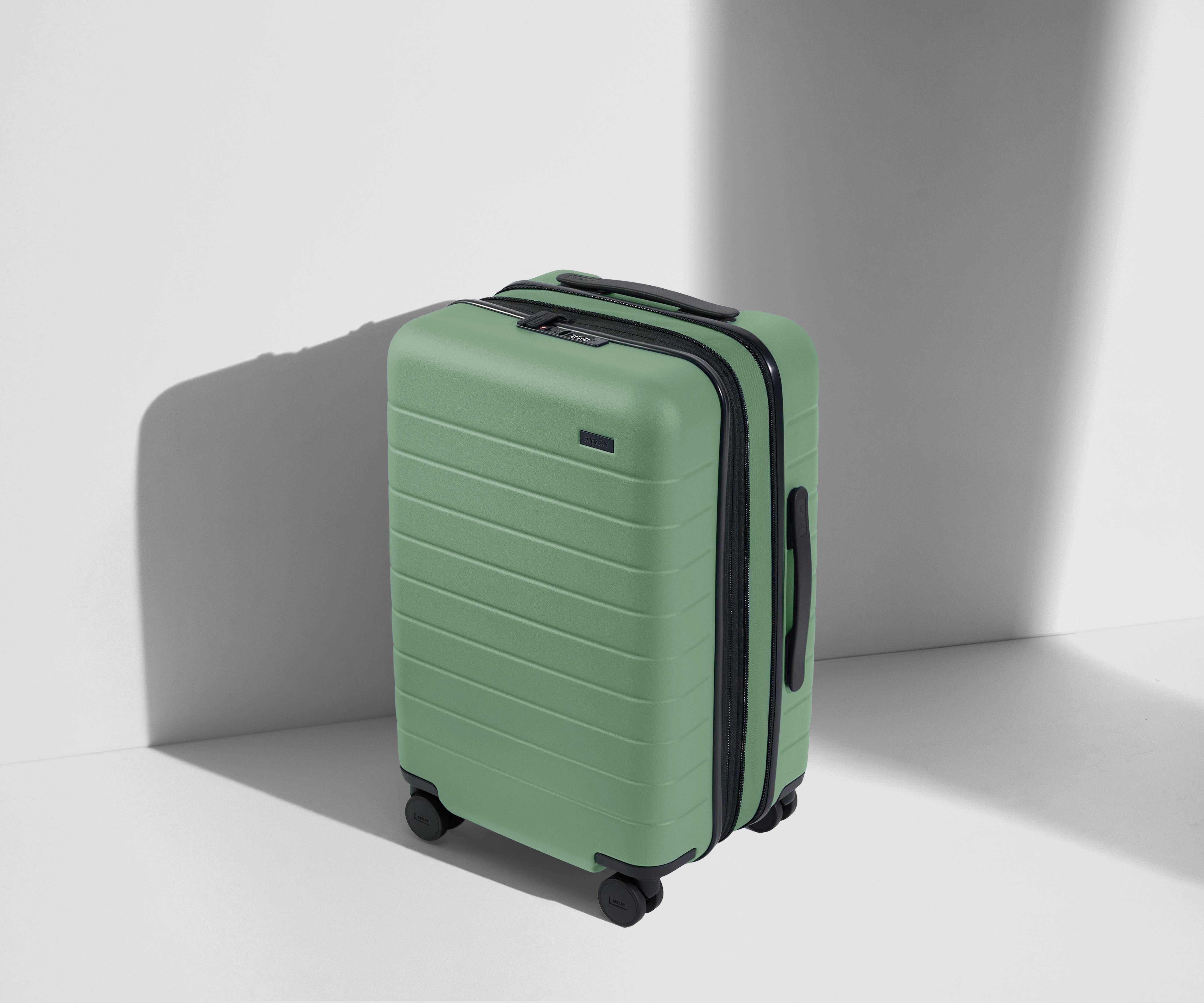 away-carry-on-flex-valise-cabine-sea-green-extensible image 1
