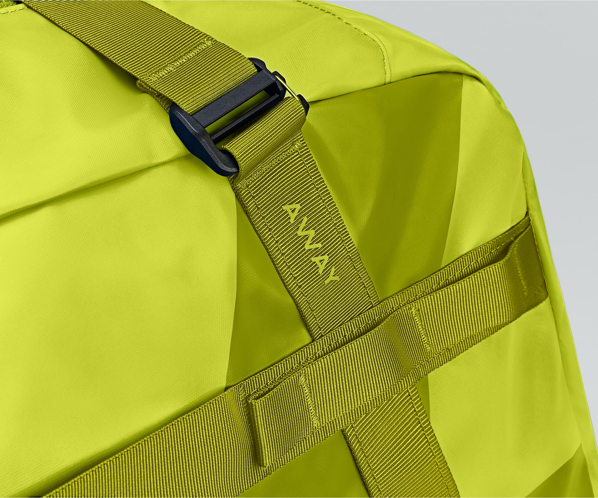 away-active-duffle-sac-de-voyage-55l-atomic-celery-l-ger image 4