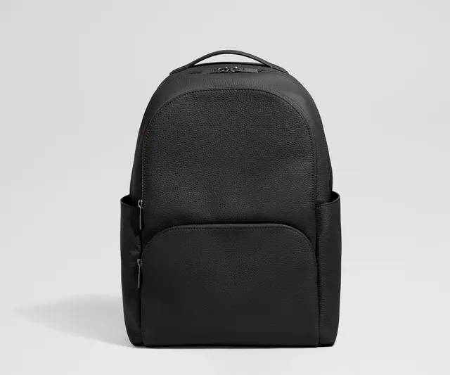 away-leather-backpack-sac-dos-cuir-noir-jet-black image 1