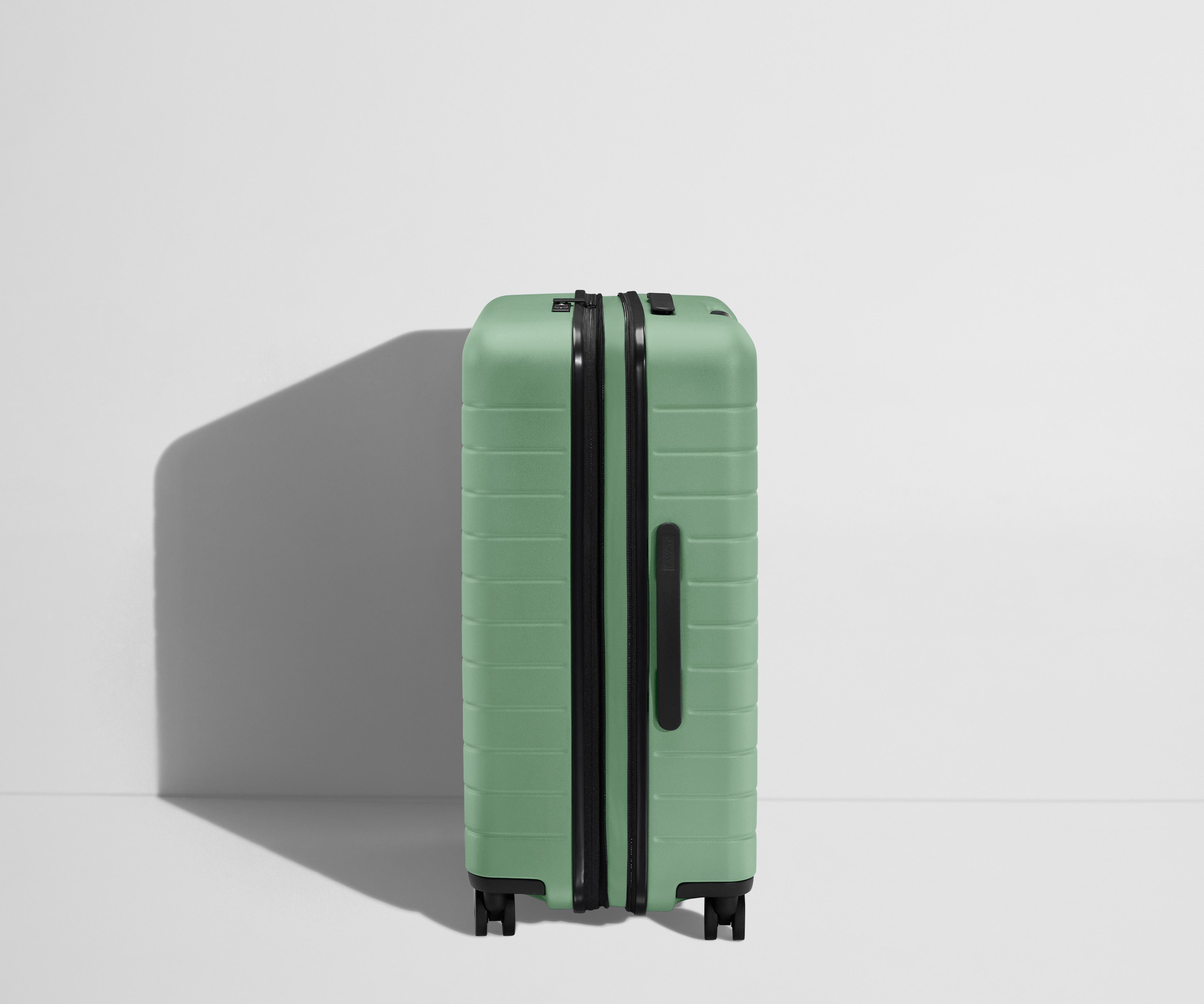 away-medium-flex-the-valise-soute-sea-green image 3