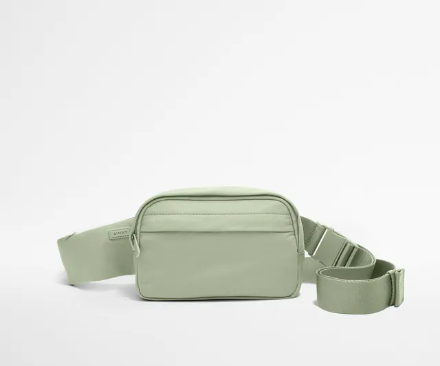 away-featherlight-sling-bag-sac-bandouli-re-sage-green-l-ger image 1