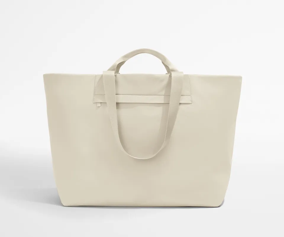 away-large-featherlight-tote-sac-cabas-salt-white-16-pouces image 1