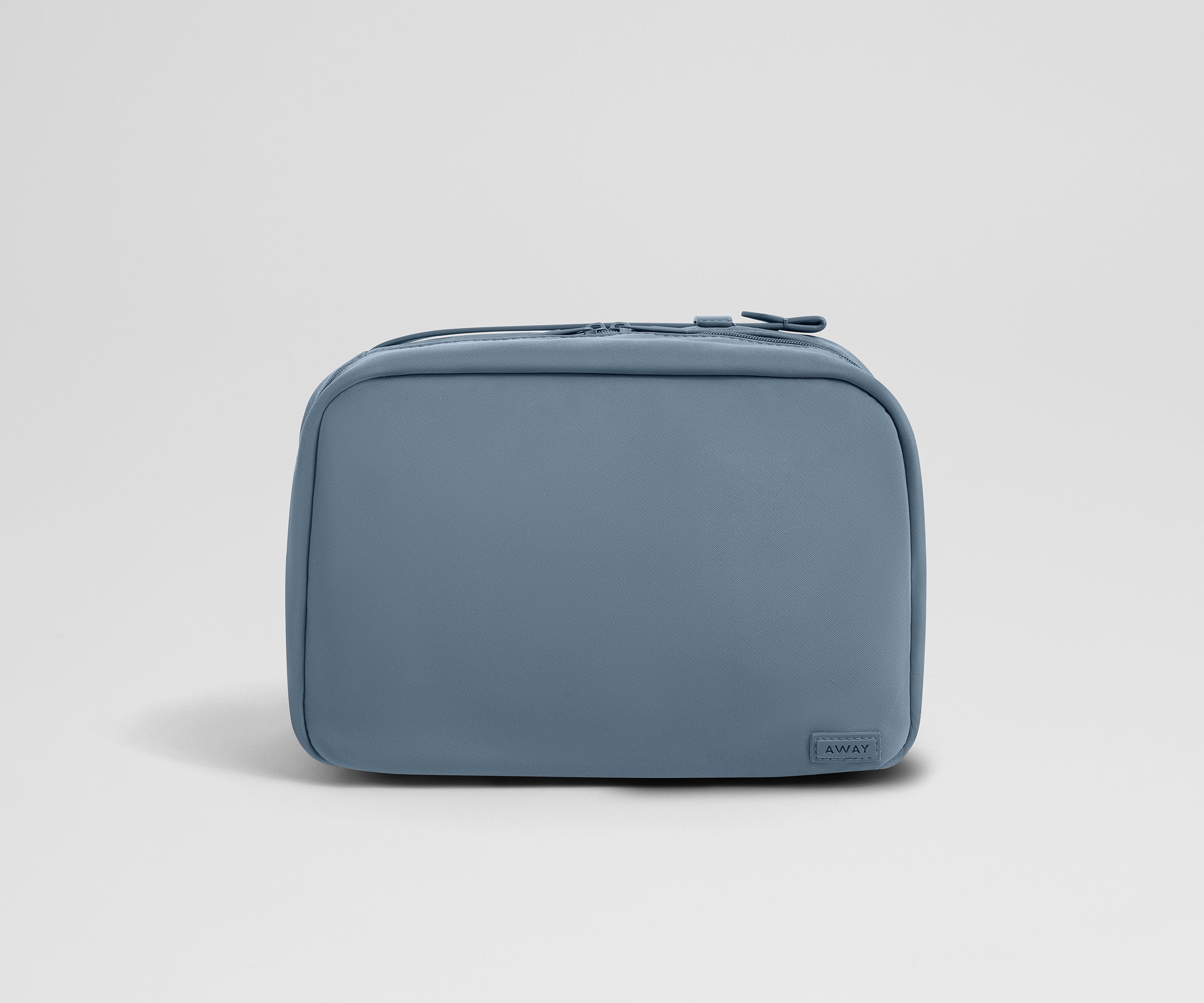 away-hanging-toiletry-bag-trousse-suspendue-coast-blue image 1