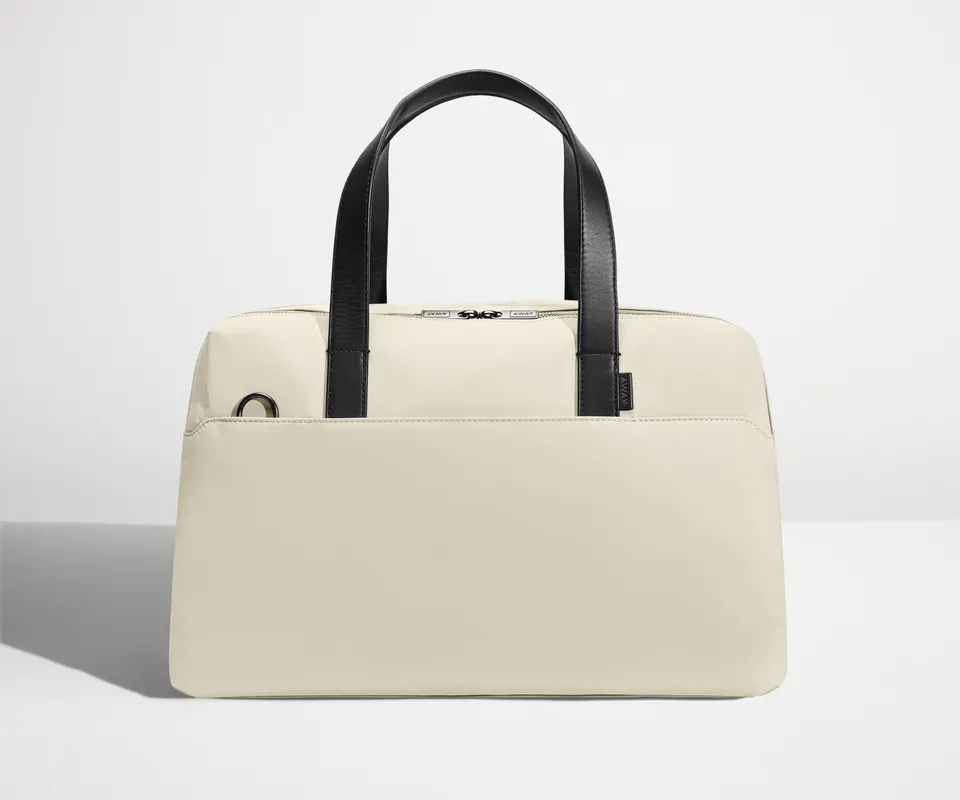 away-overnight-sac-de-voyage-salt-white-bandouli-re image 1